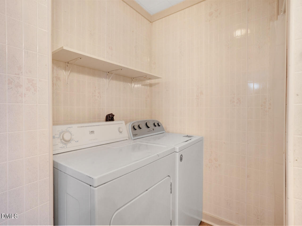 207 Price Street Property Photo 7