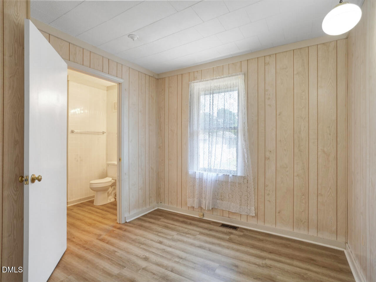 207 Price Street Property Photo 8