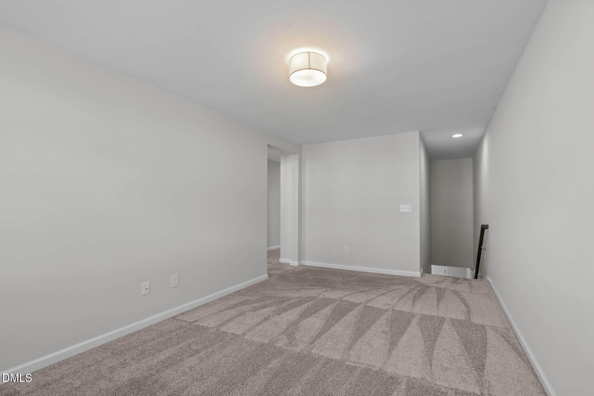 1061 Midvale Avenue Property Photo 16