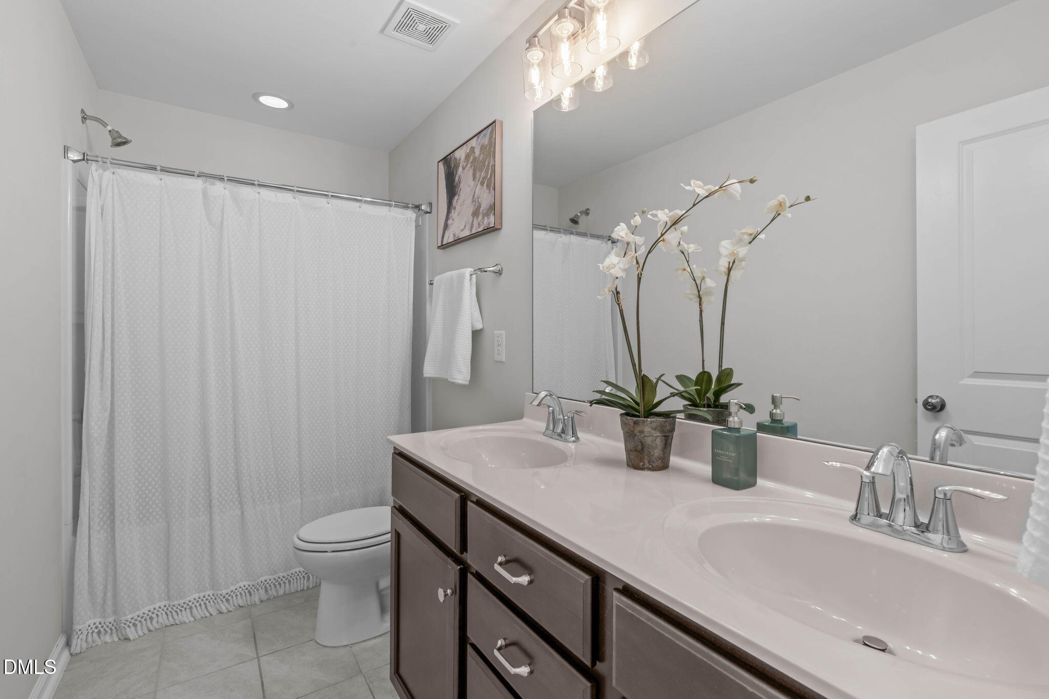 1061 Midvale Avenue Property Photo 21