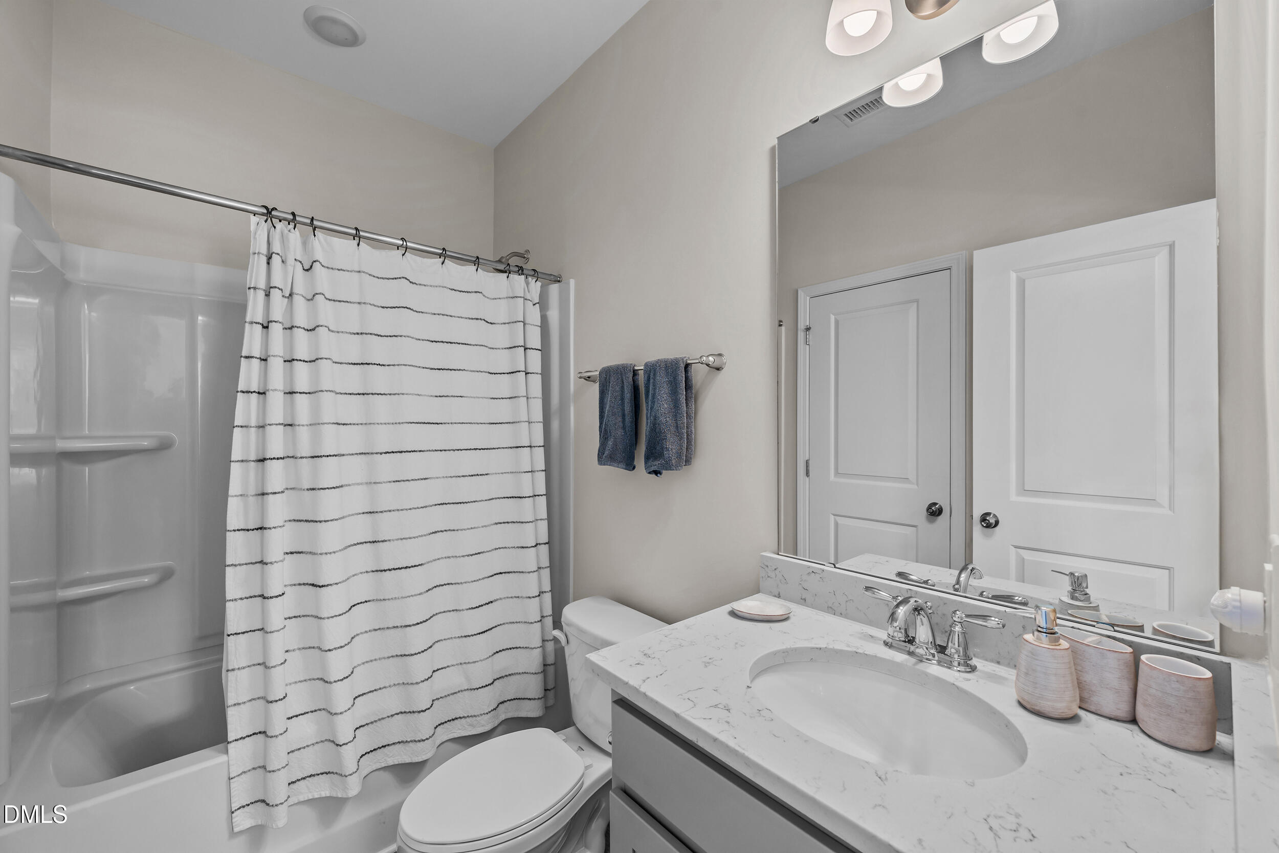 4810 Crescent Square Street Property Photo 6