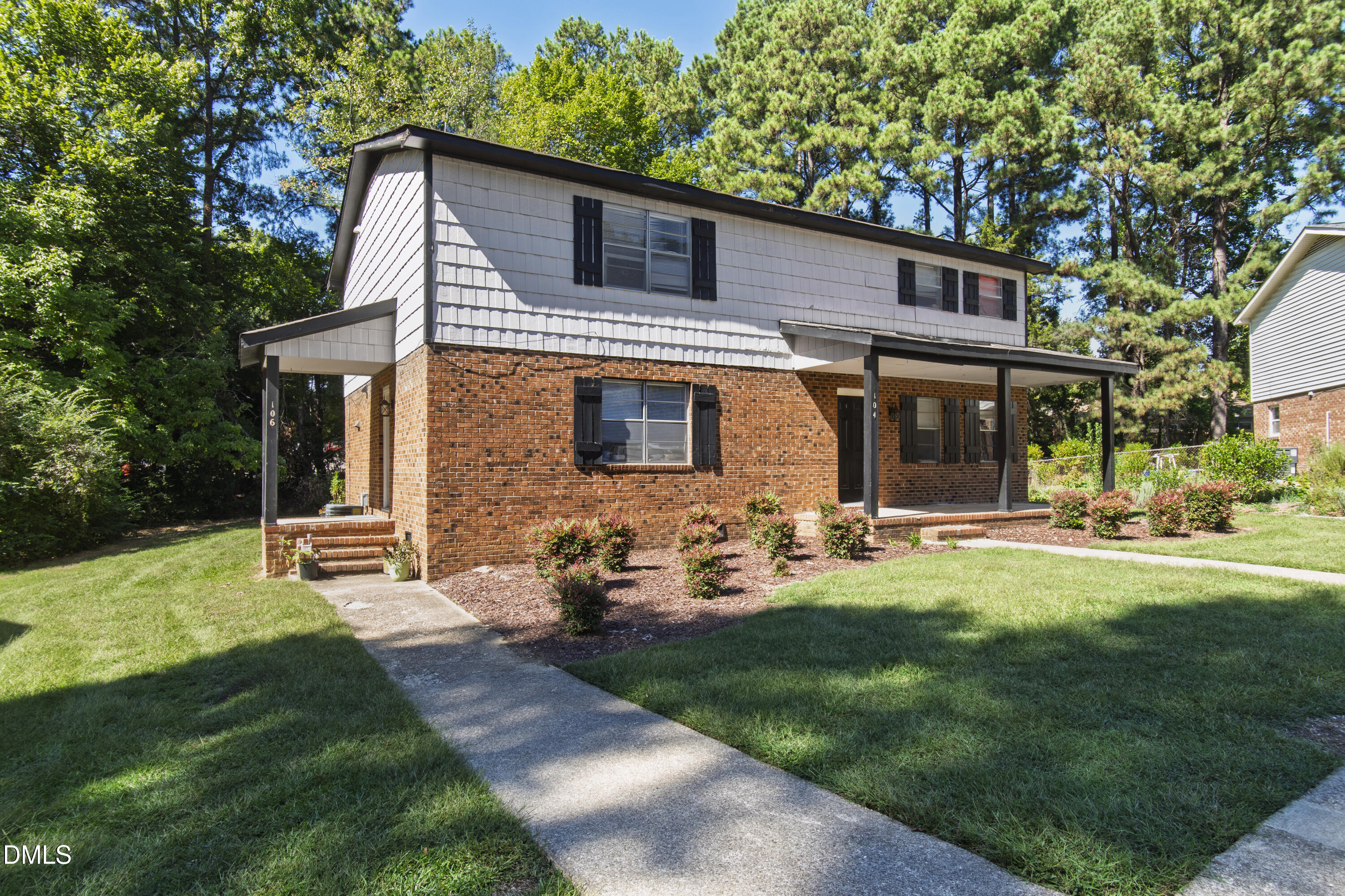 104 Rainbow Court Property Photo 2
