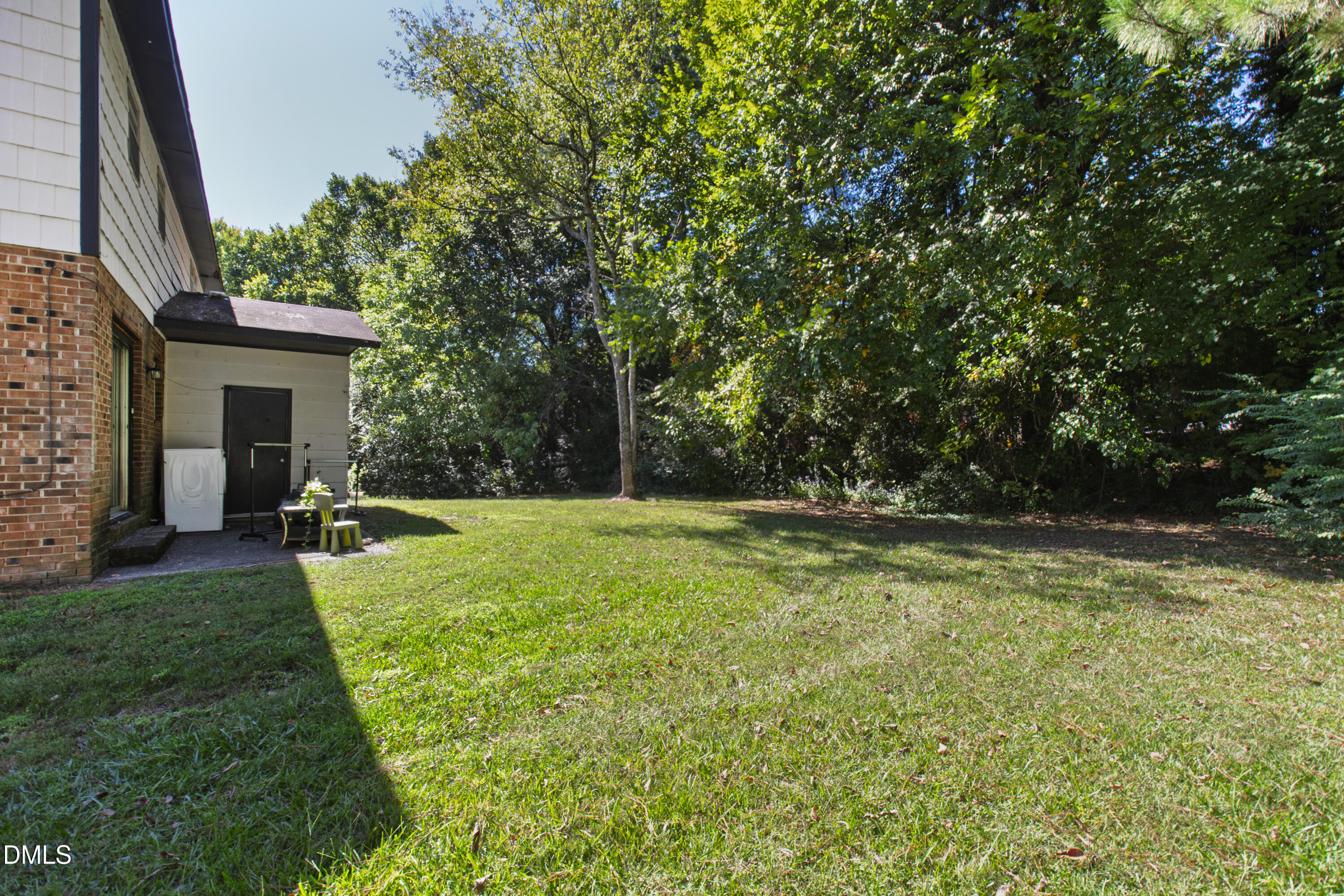 104 Rainbow Court Property Photo 5