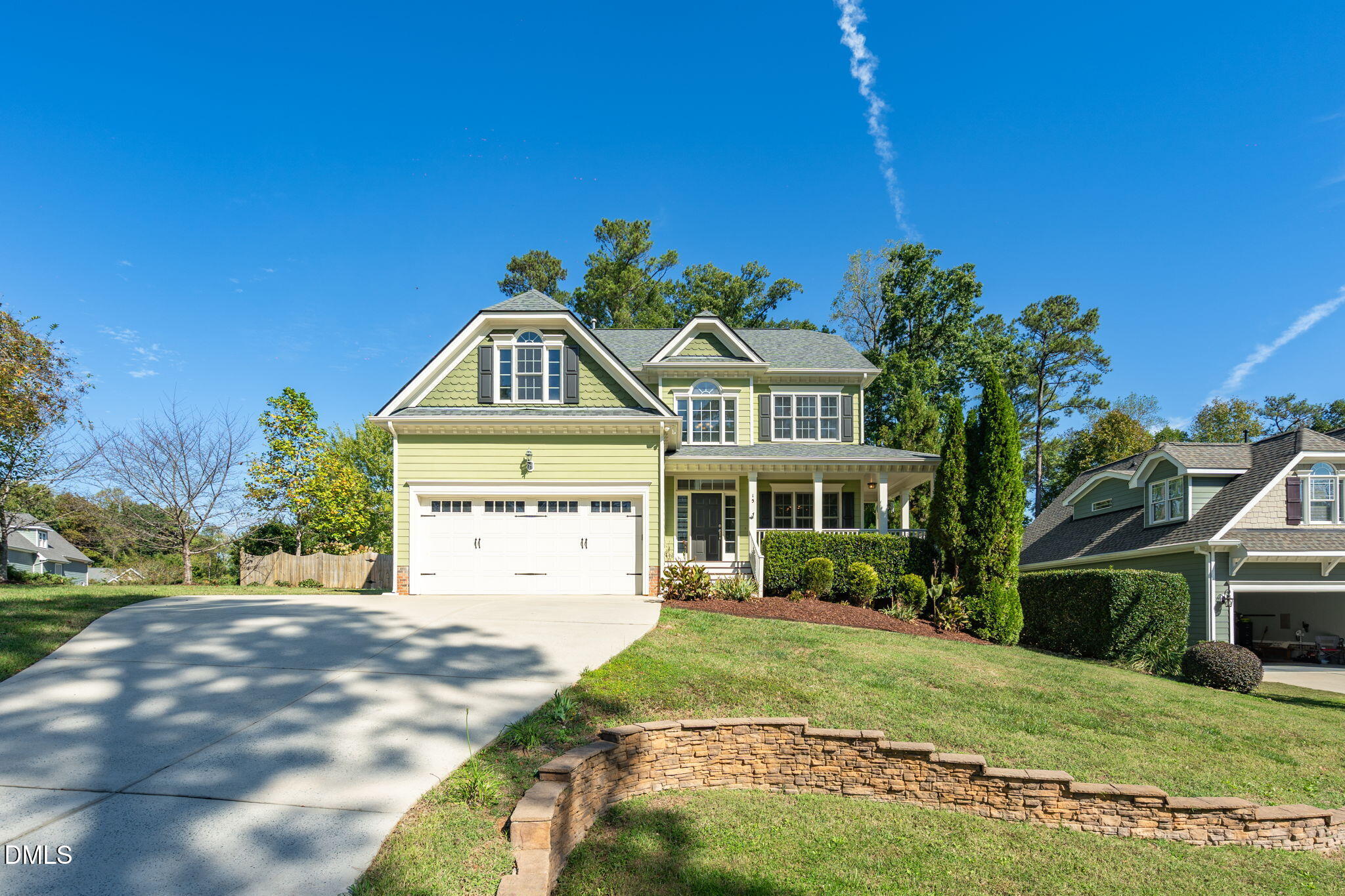 15 Breezewood Court Property Photo 1