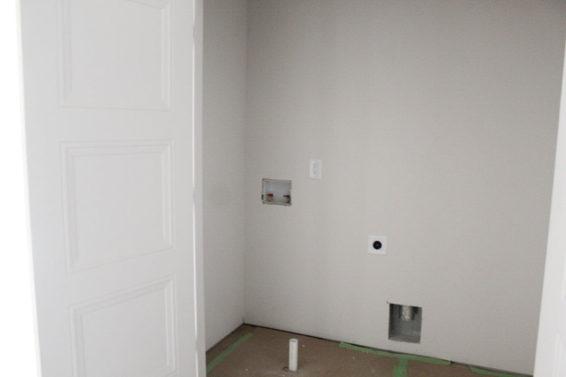 8529 Pascolo Way Property Photo 36