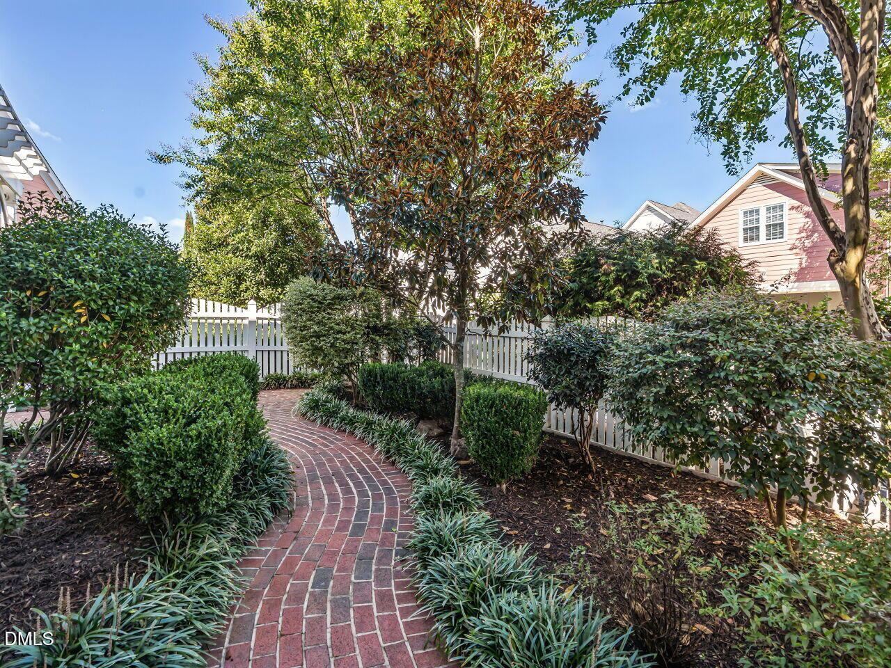 106 Laurel Wreath Lane Property Photo 32