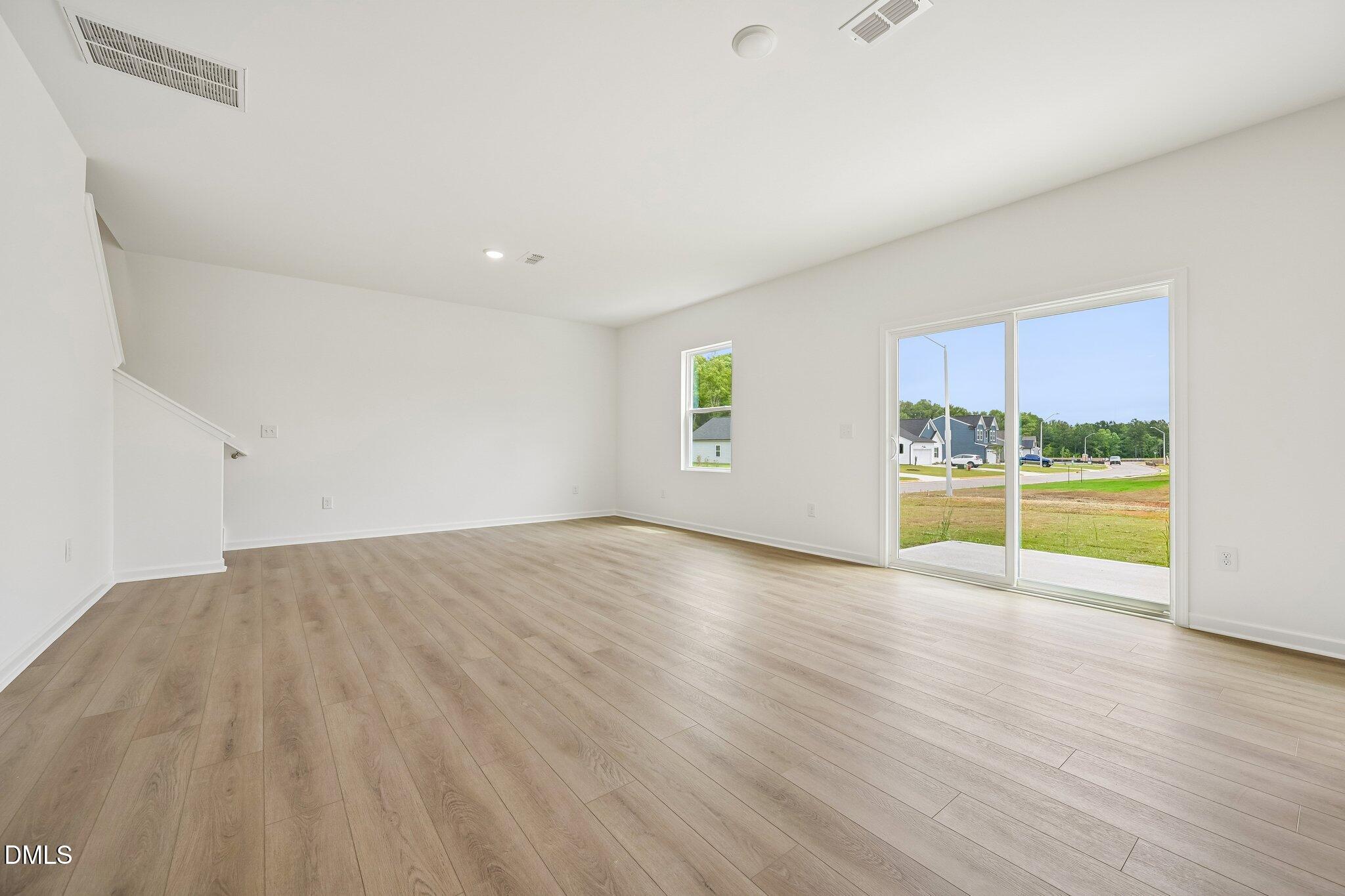 6665 Chillingham Drive Property Photo 11