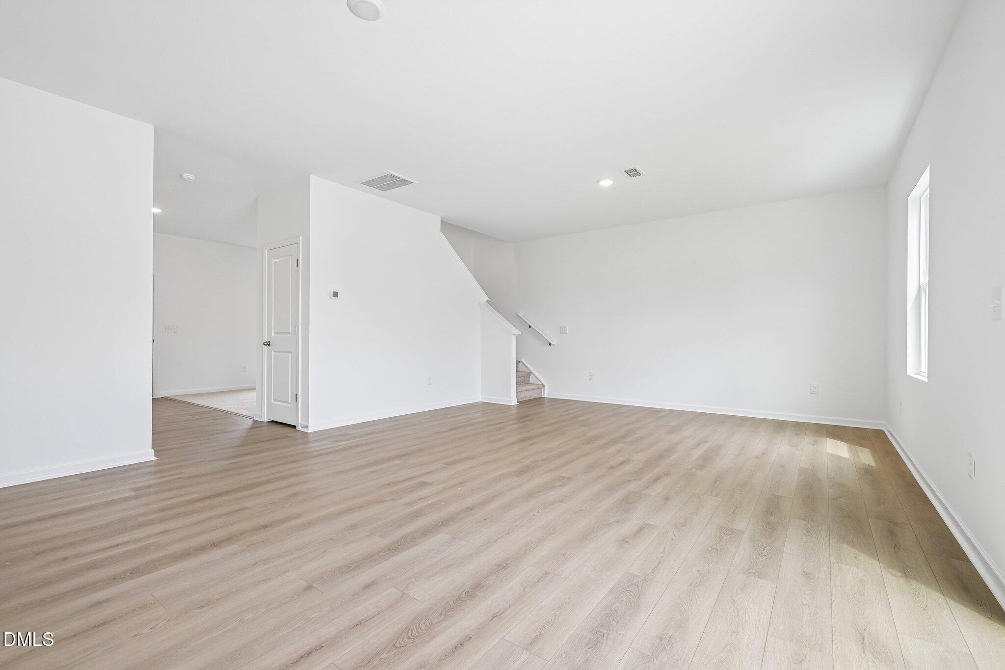 6665 Chillingham Drive Property Photo 12