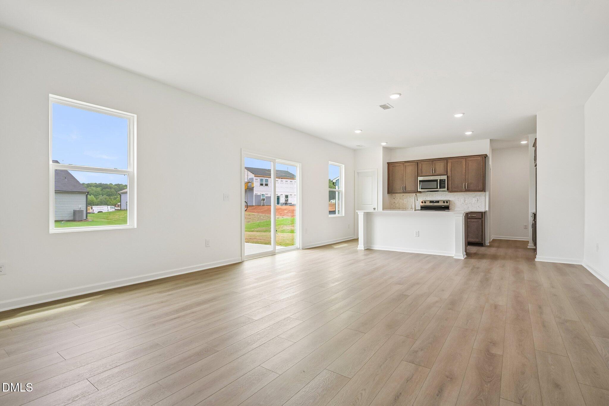 6665 Chillingham Drive Property Photo 16