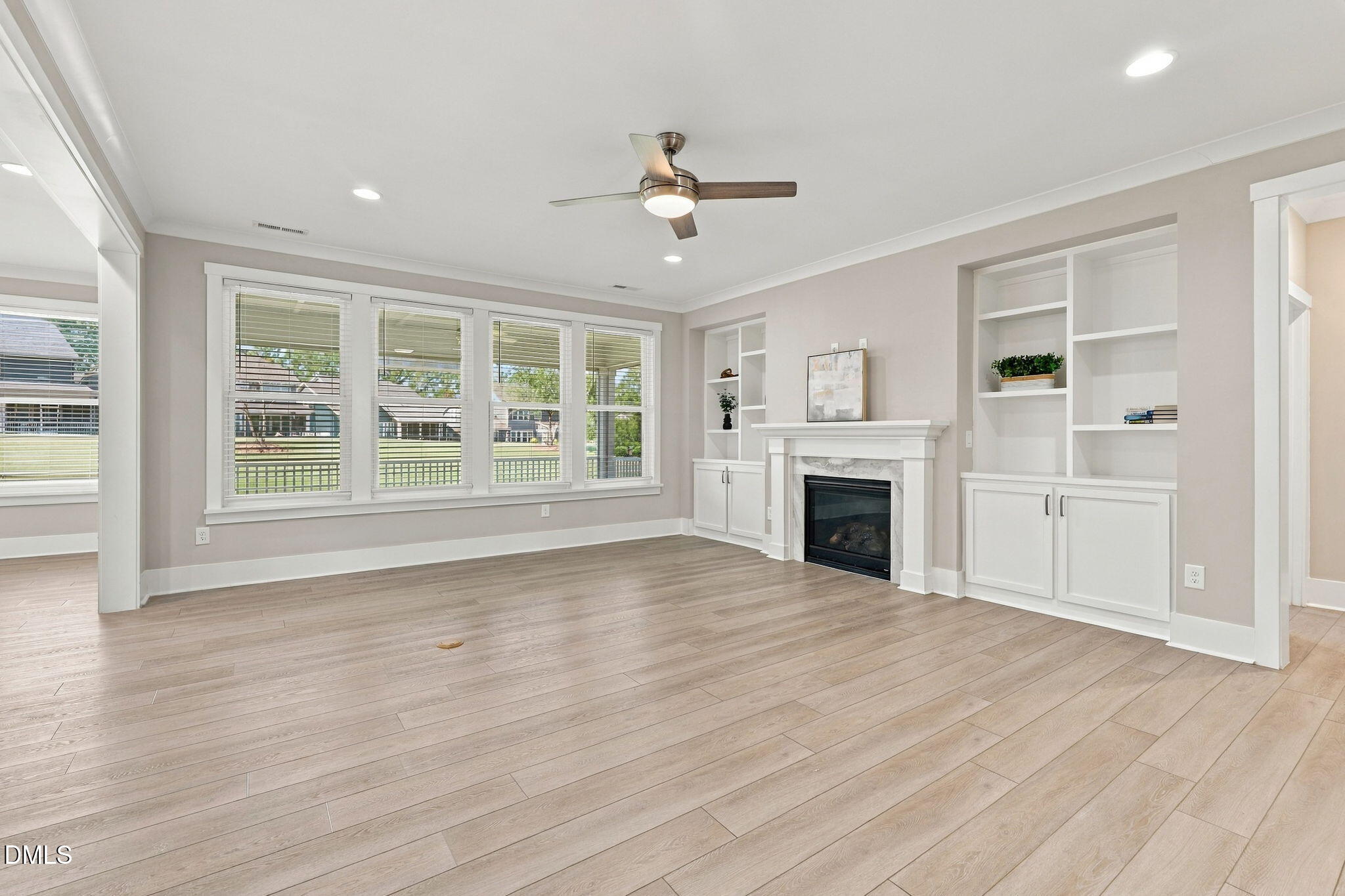 1318 Gordonia Way Property Photo 4