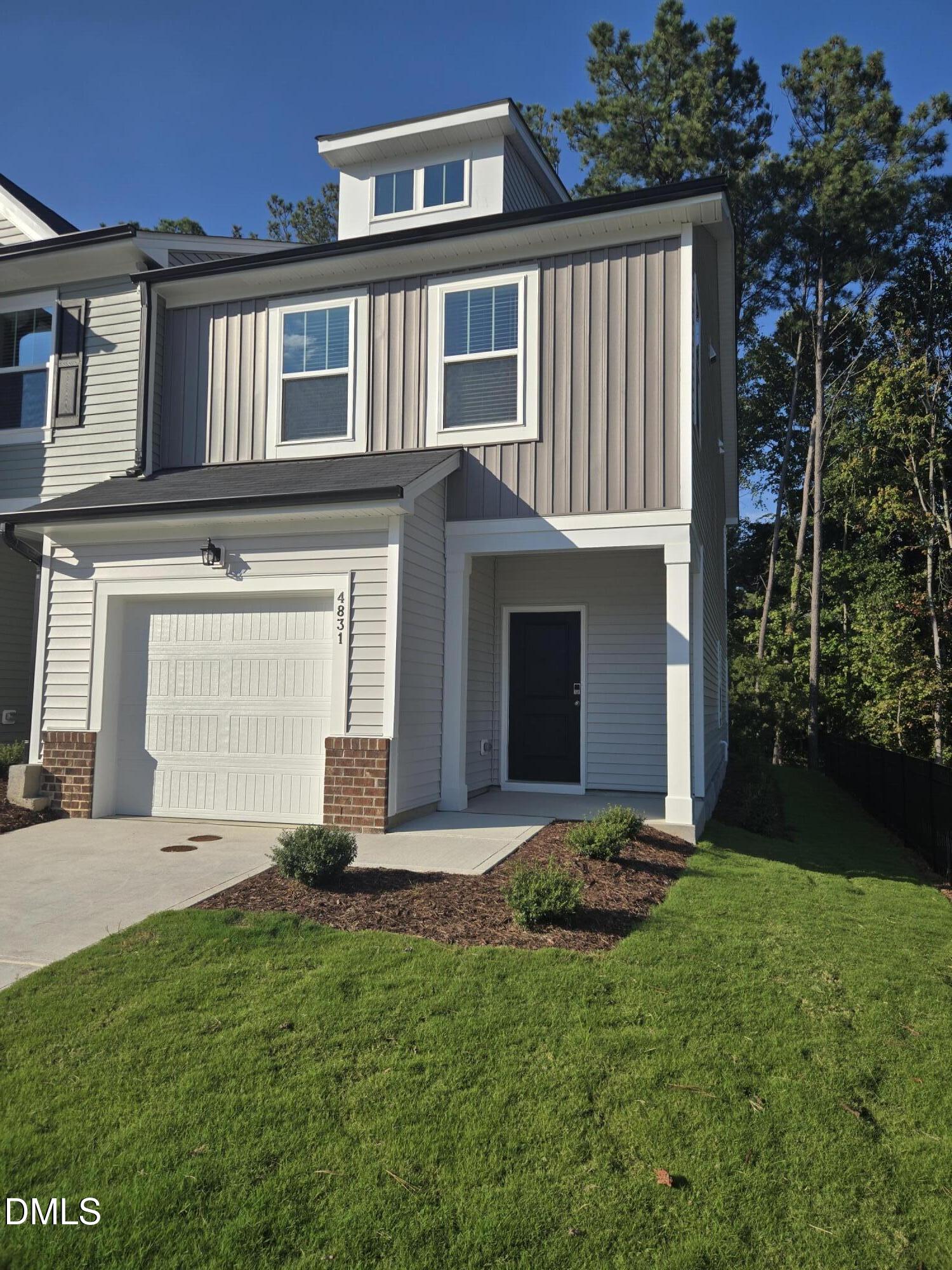 4831 Salamander Court Property Photo 1