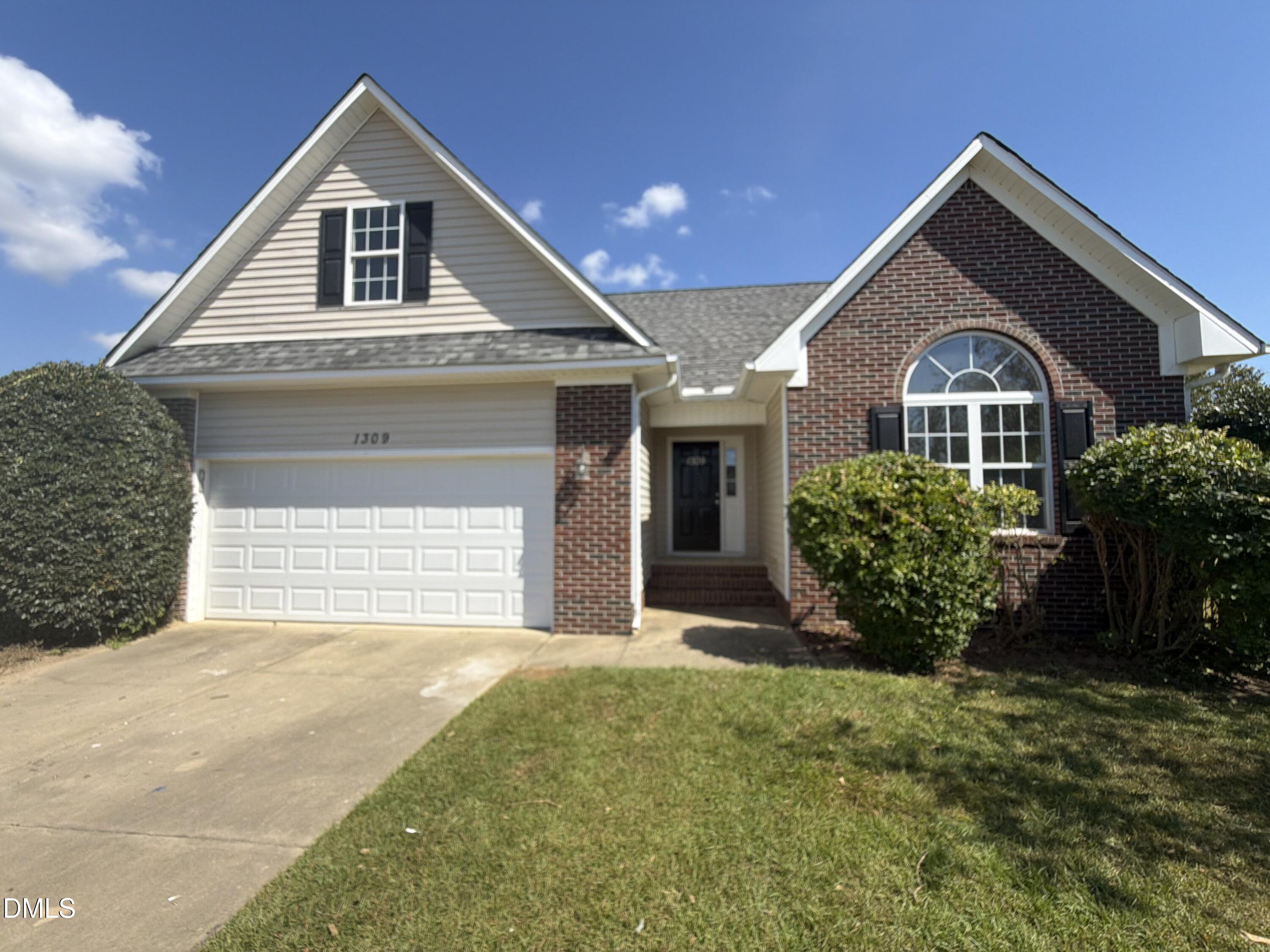 1309 Saltwell Place Property Photo 1