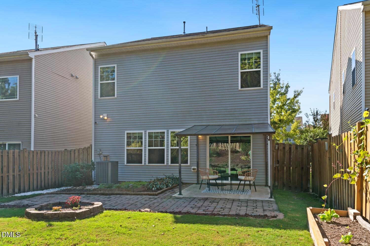 2091 Tanners Mill Drive Property Photo 17