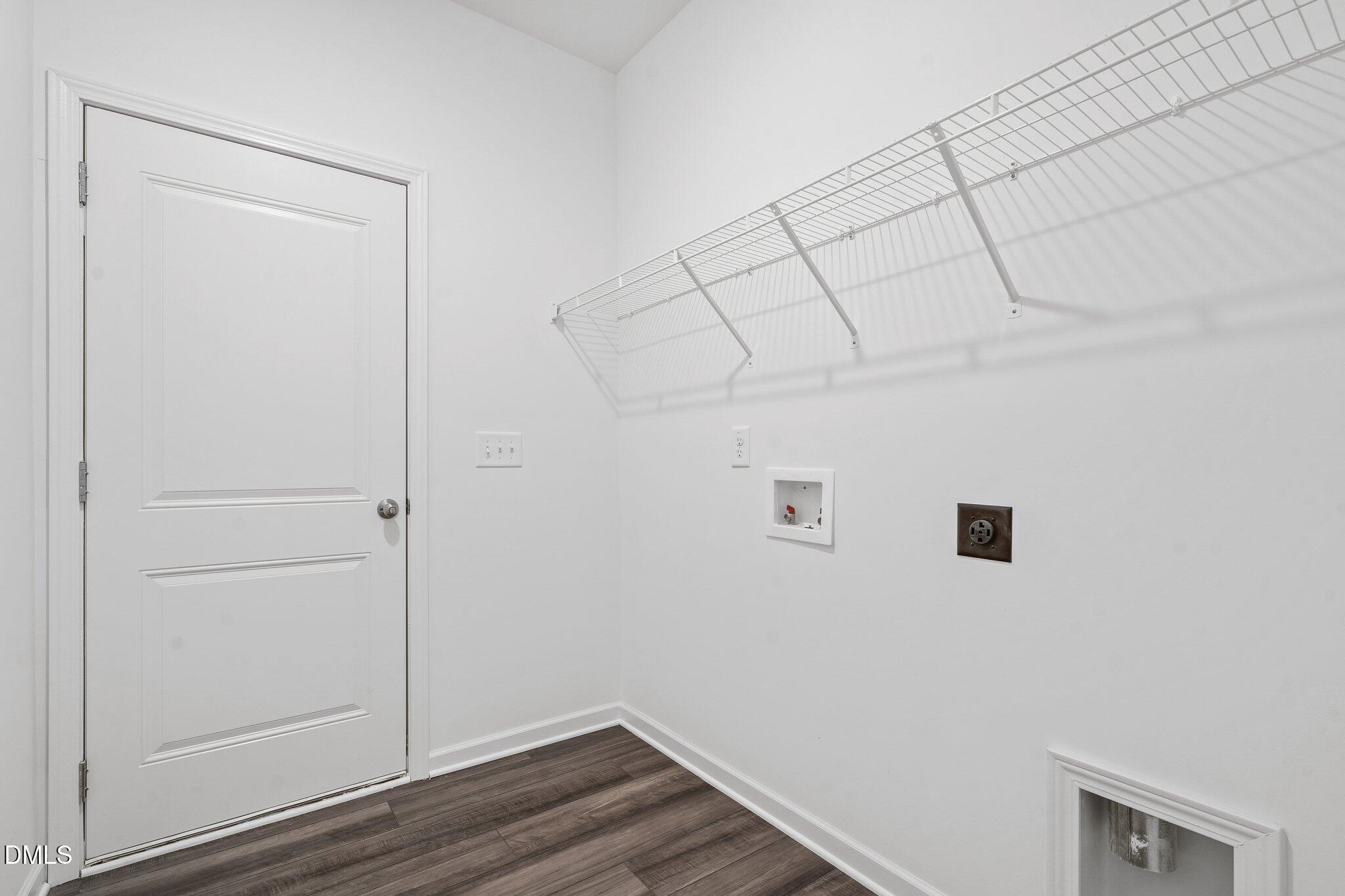 915 Southpoint Court Property Photo 10