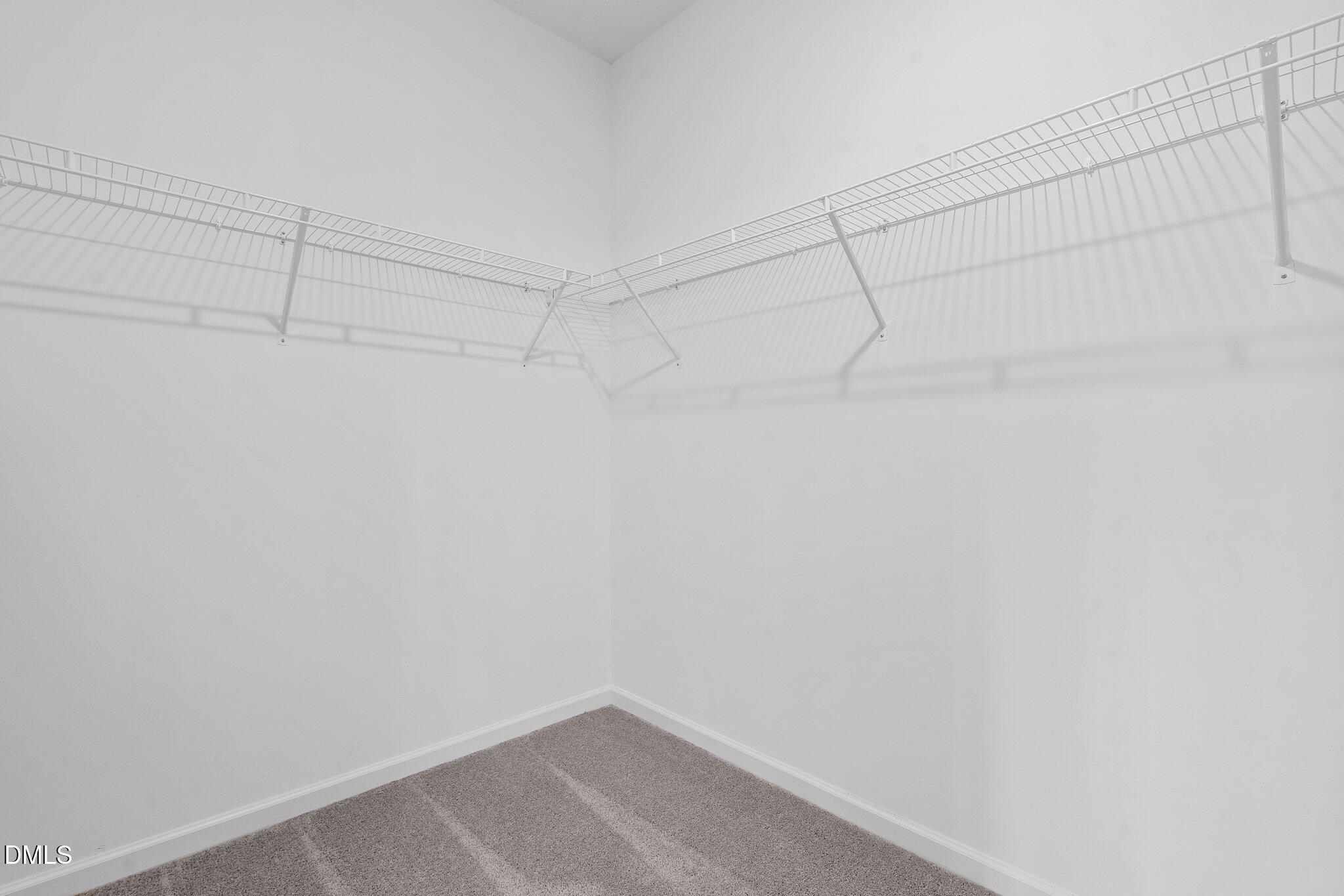 915 Southpoint Court Property Photo 24