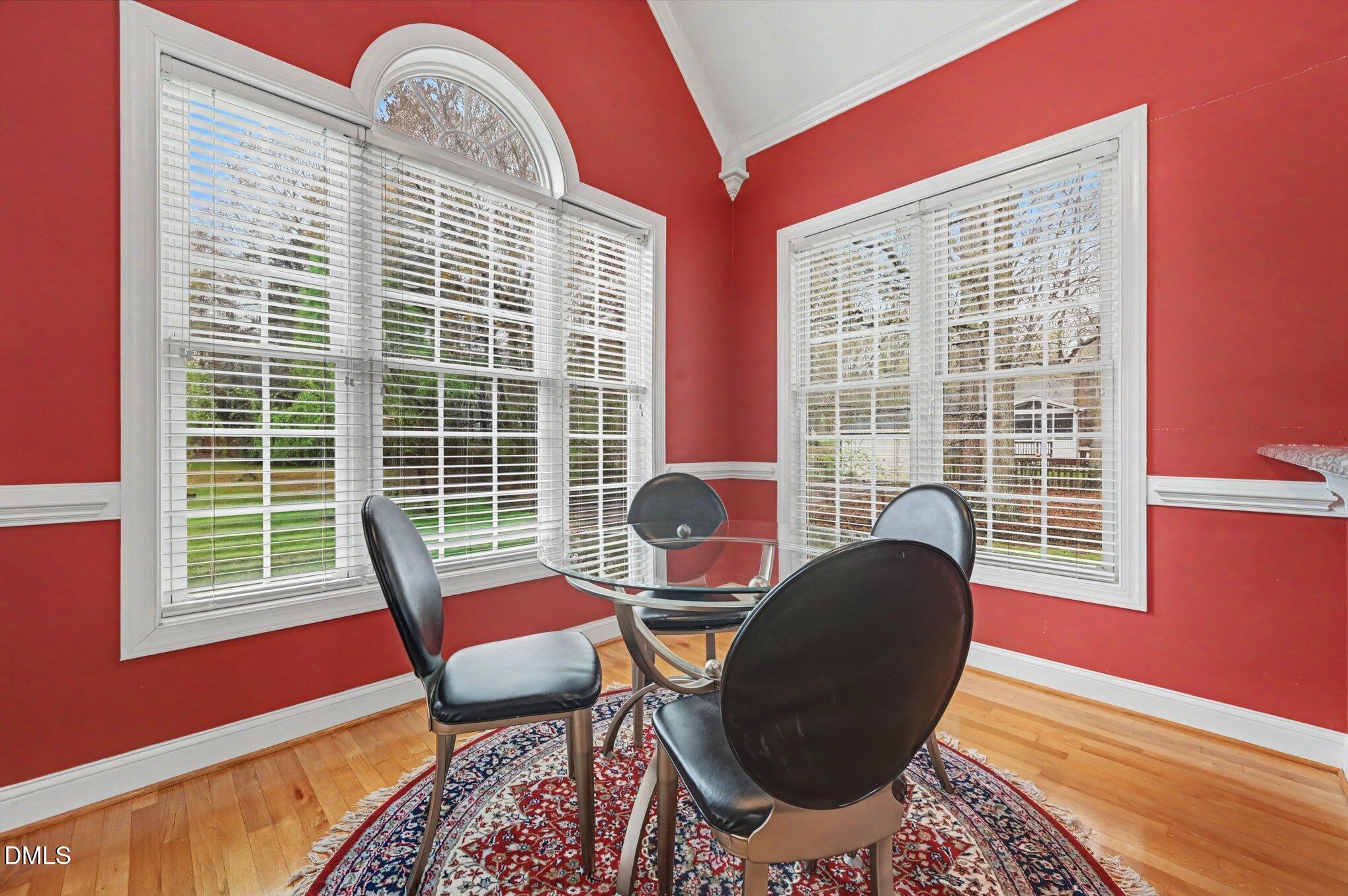 5 Leathers Court Property Photo 10