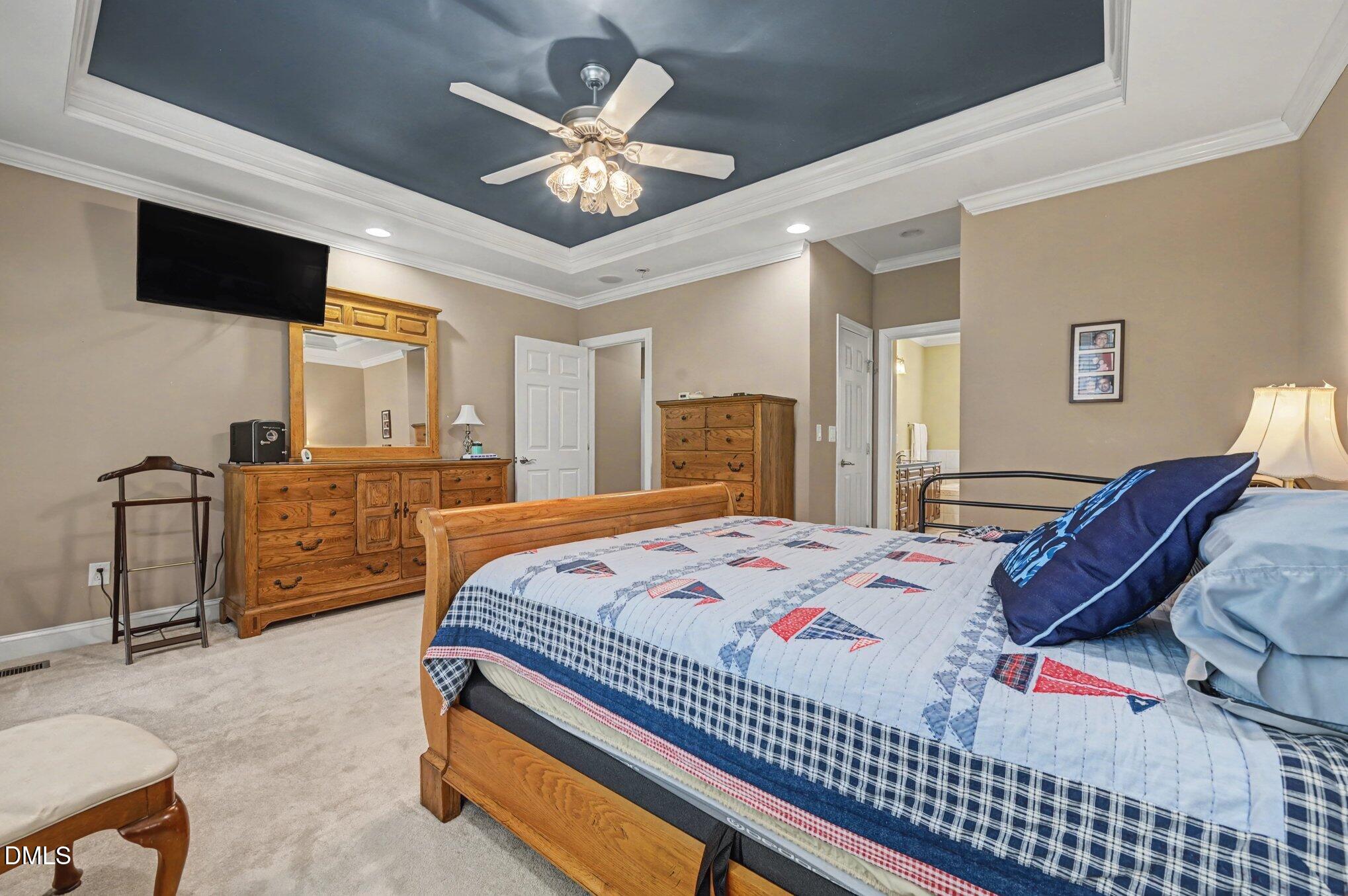 5 Leathers Court Property Photo 12