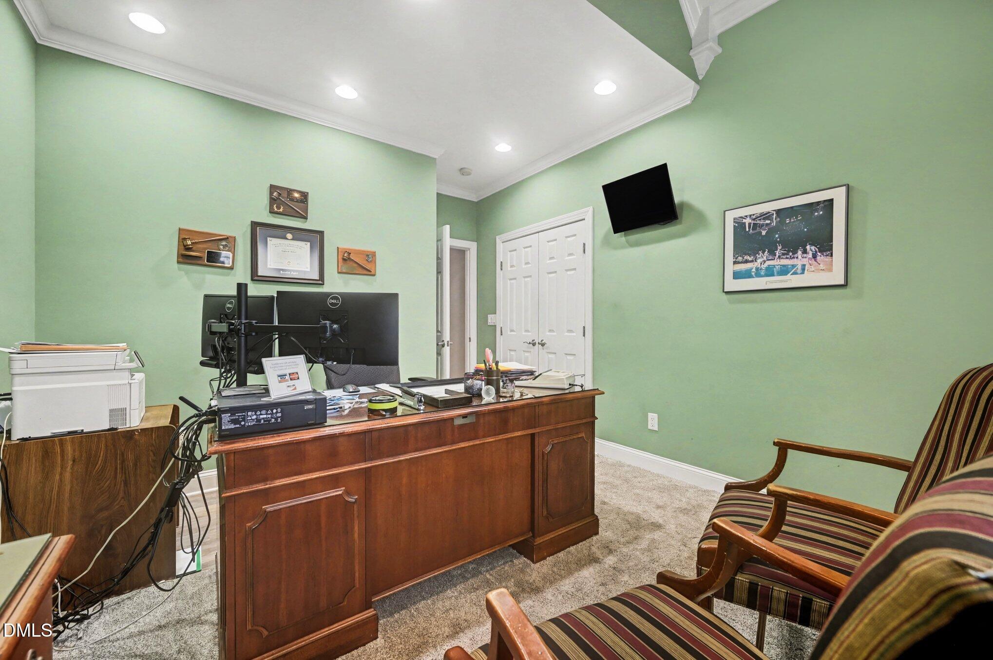 5 Leathers Court Property Photo 18