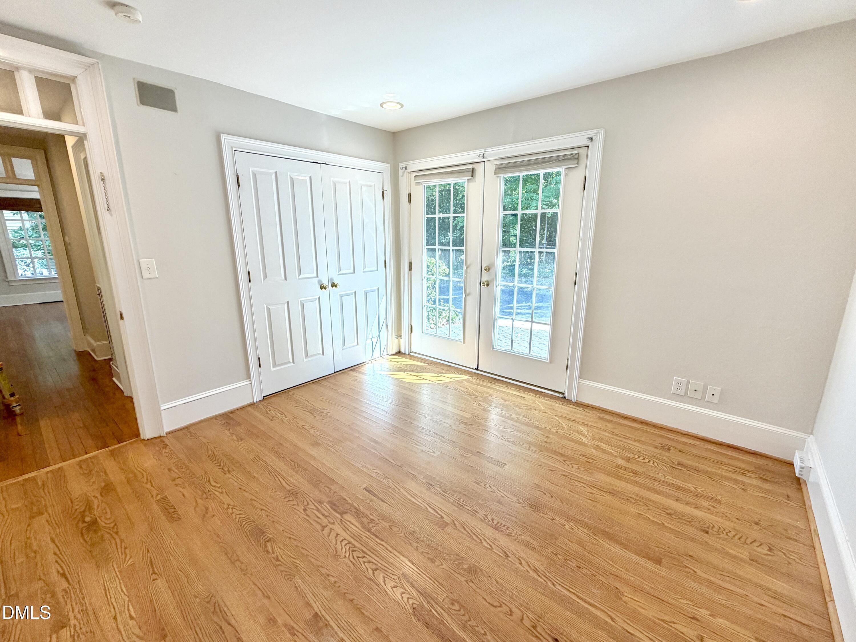 806 E Franklin Street Property Photo 22
