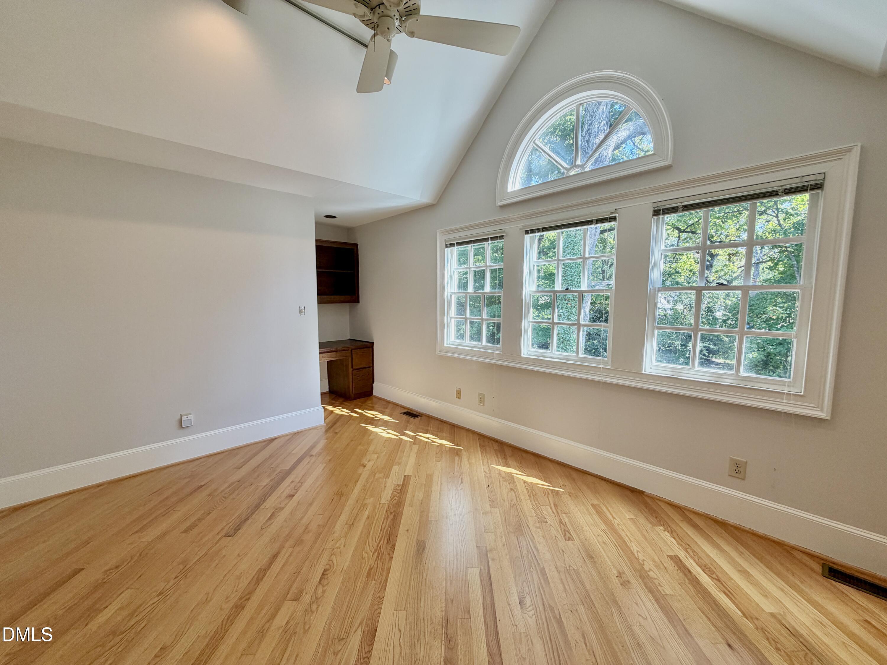 806 E Franklin Street Property Photo 40