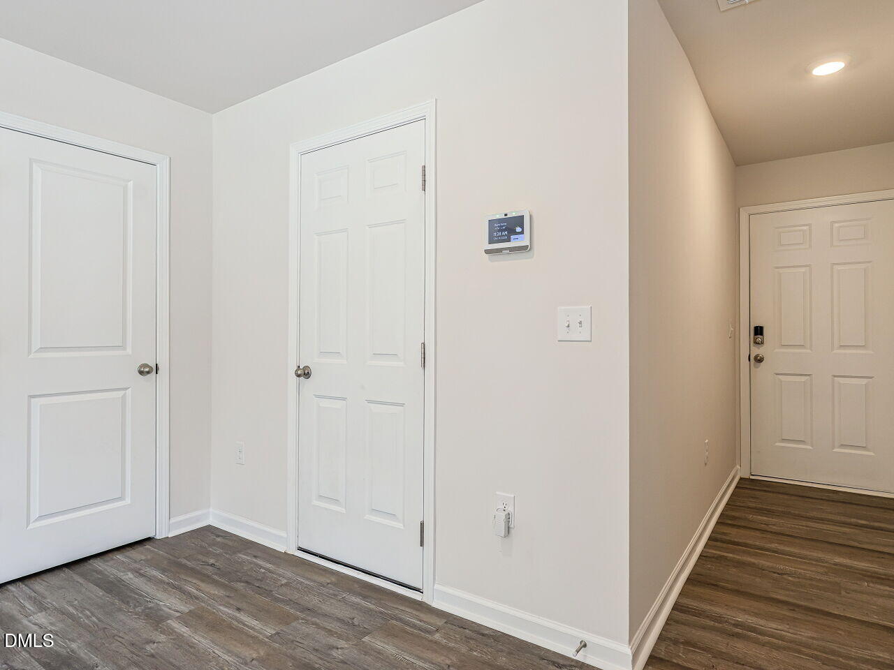 4144 Trevino Drive Property Photo 5