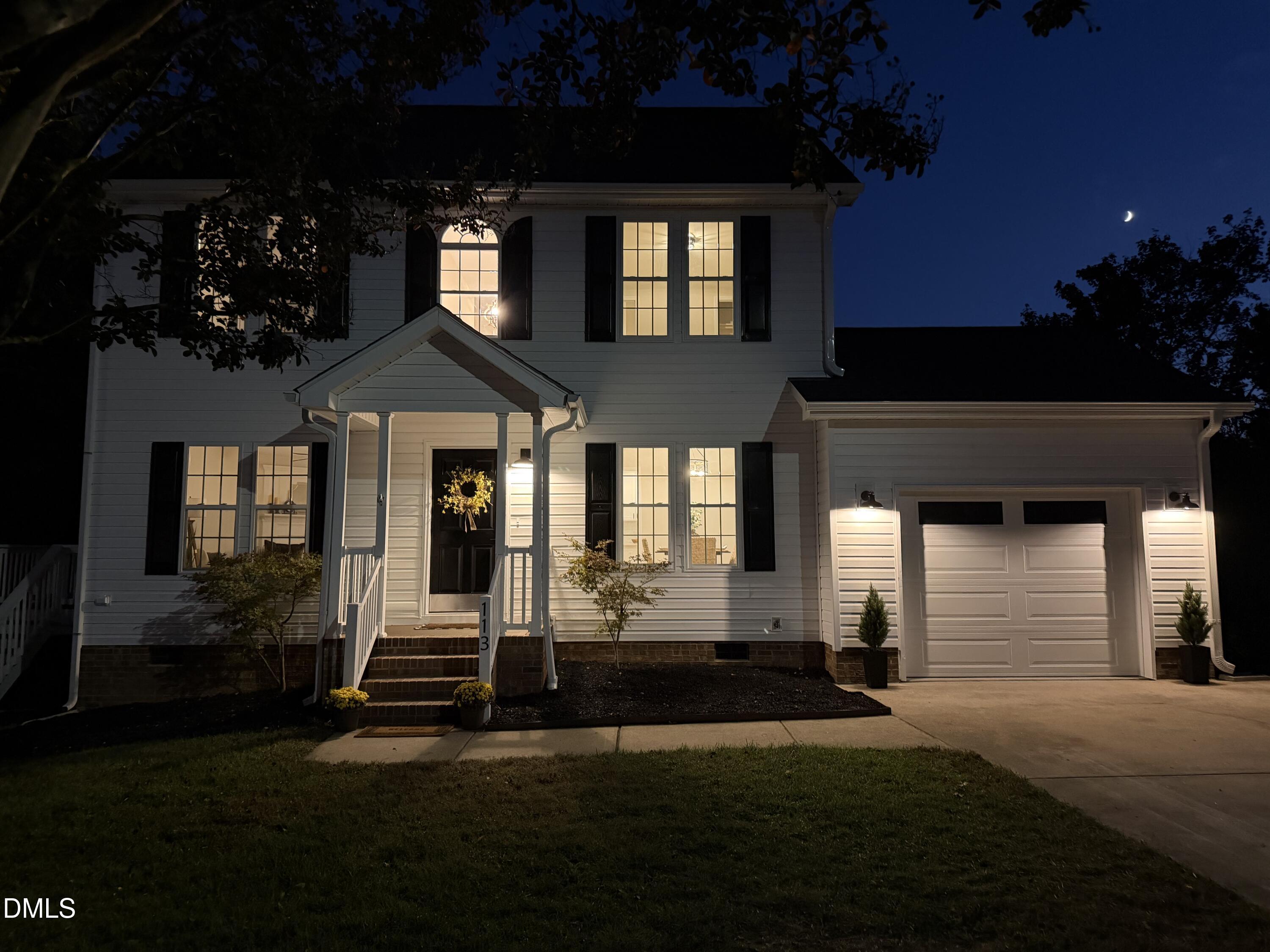 113 Jade Circle Property Photo 1