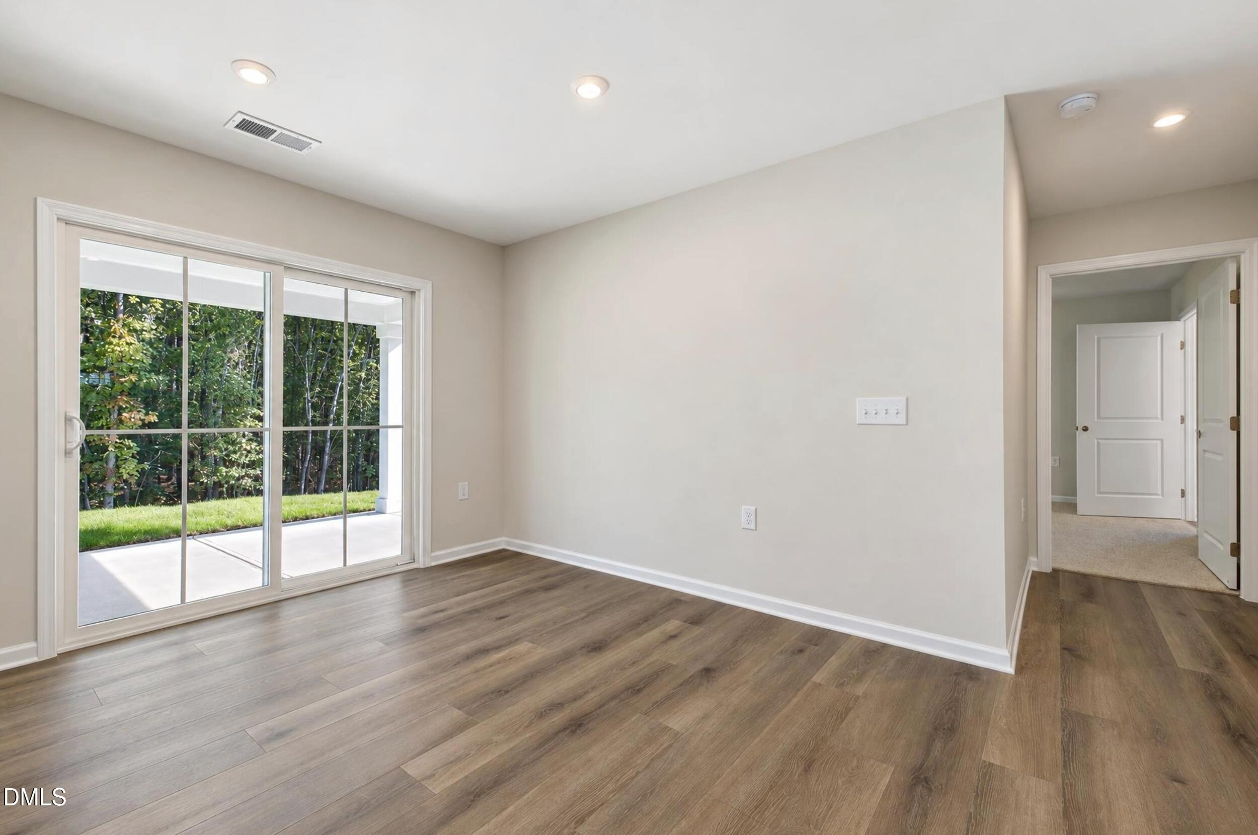 105 Bangor Trail Property Photo 8