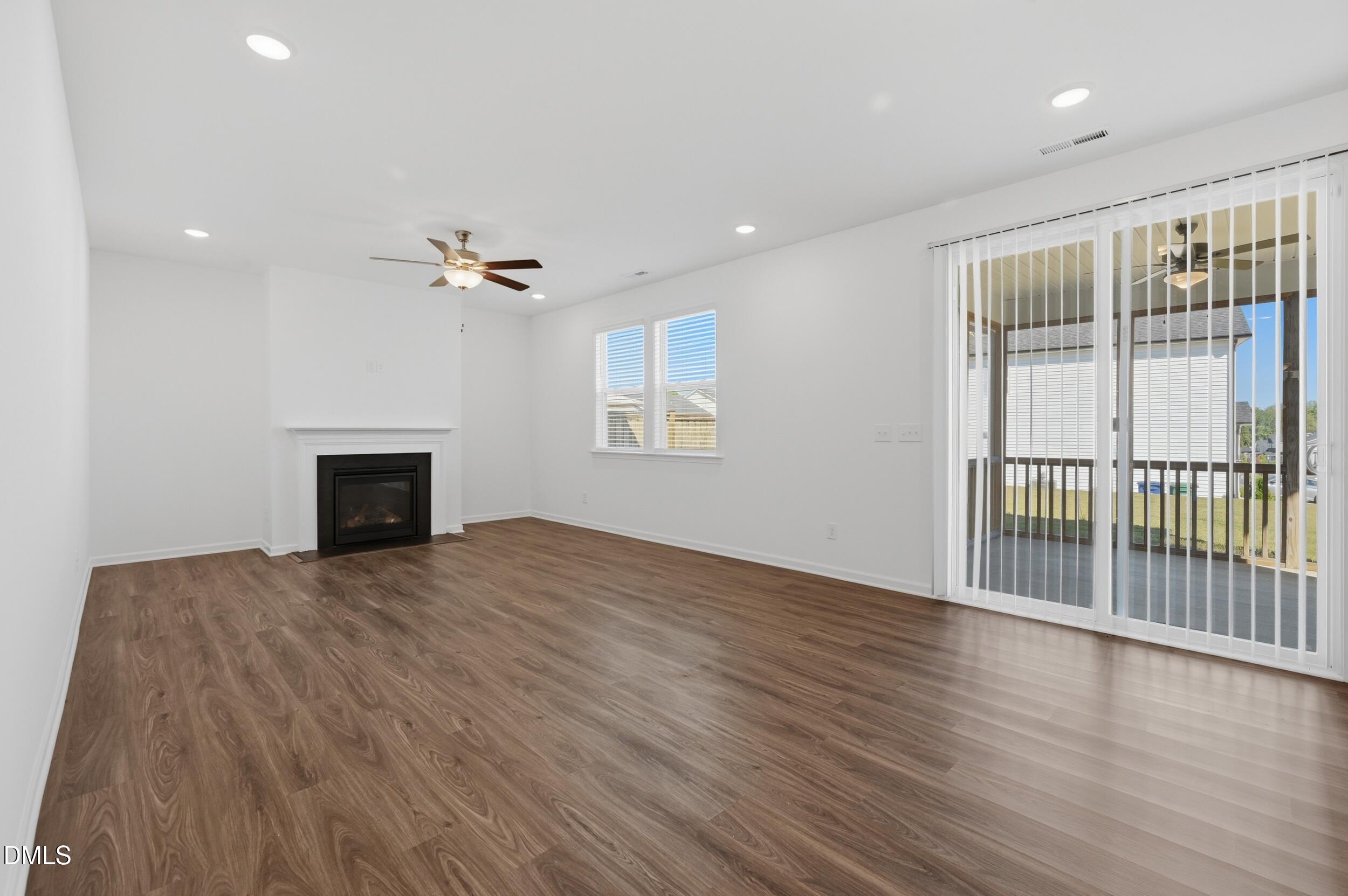 1202 Briar Gate Drive Property Photo 9