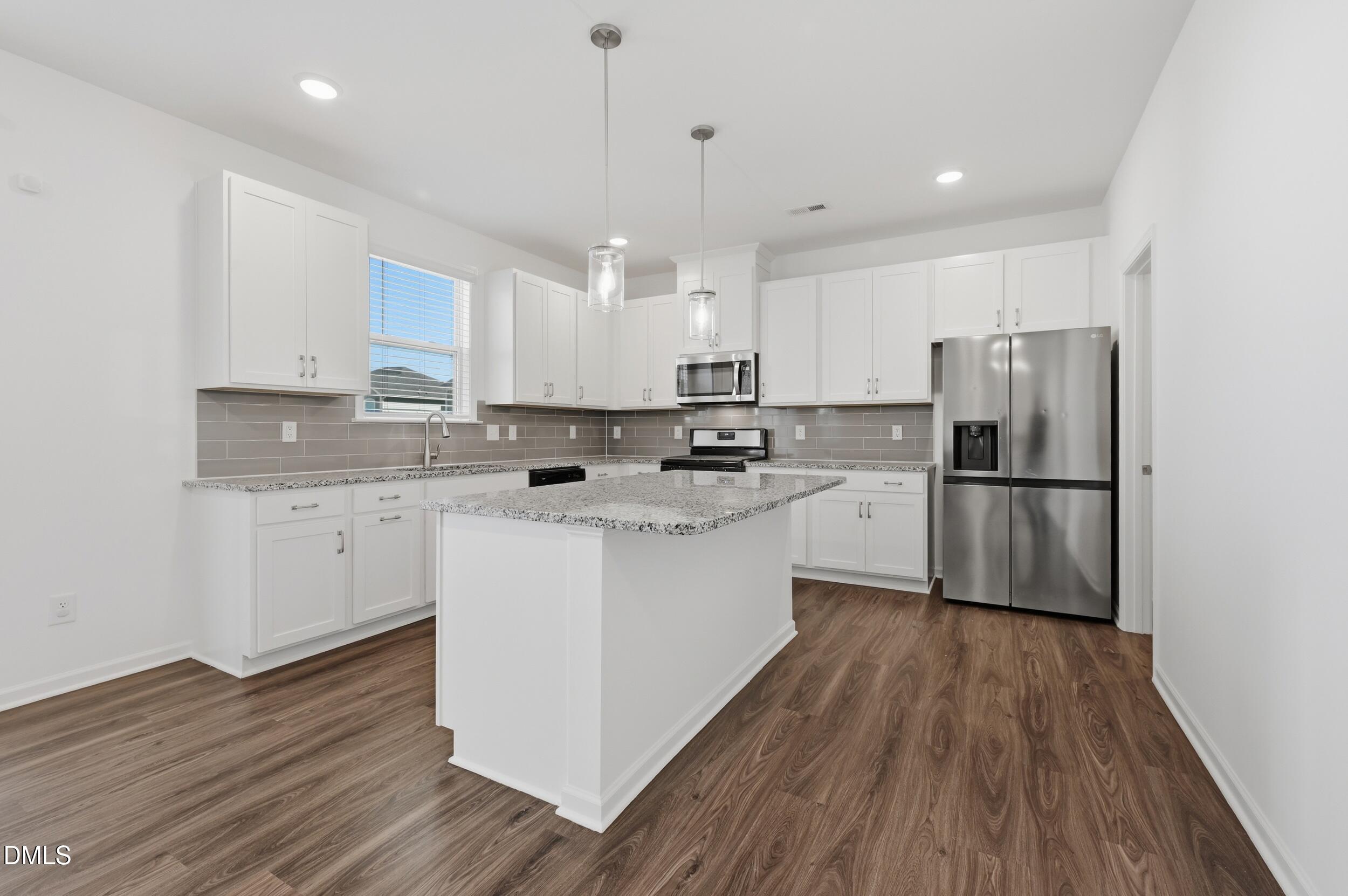 1202 Briar Gate Drive Property Photo 12