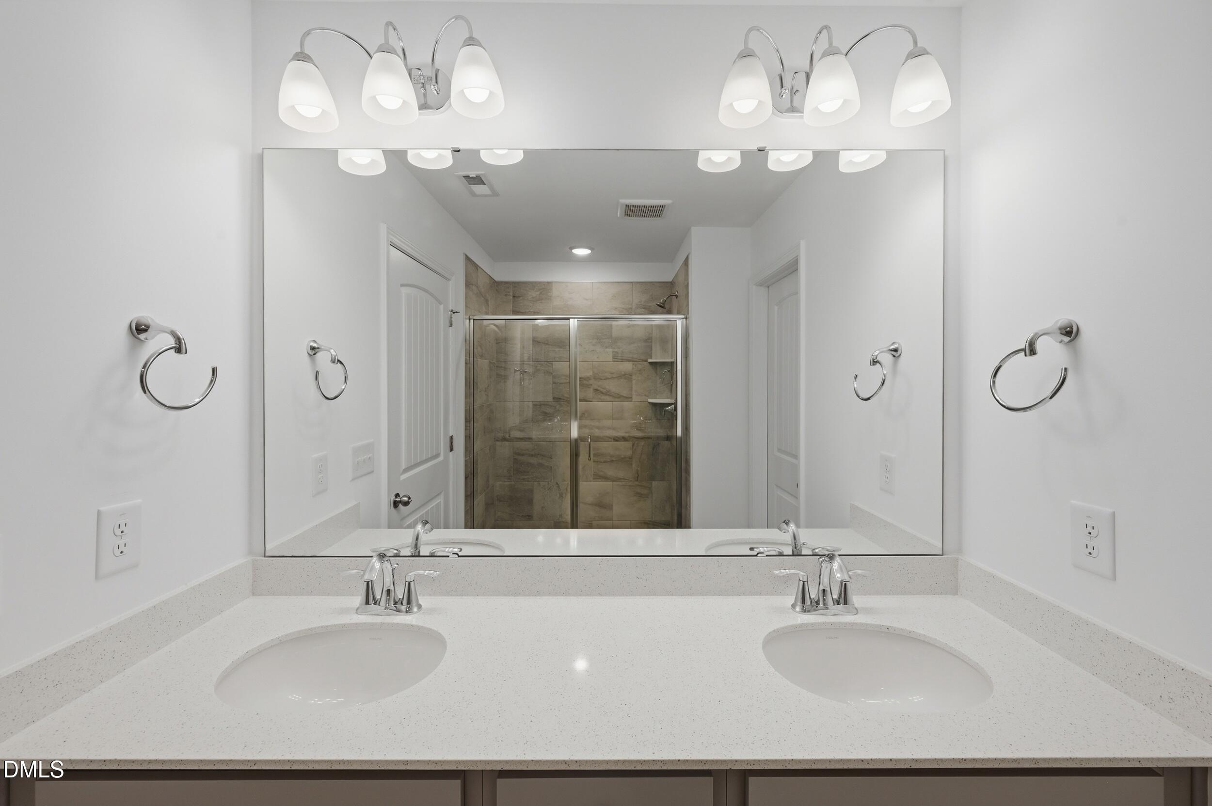 1202 Briar Gate Drive Property Photo 23