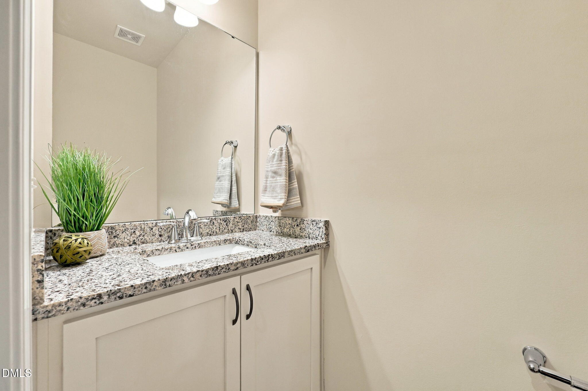 216 Silas Street Property Photo 11