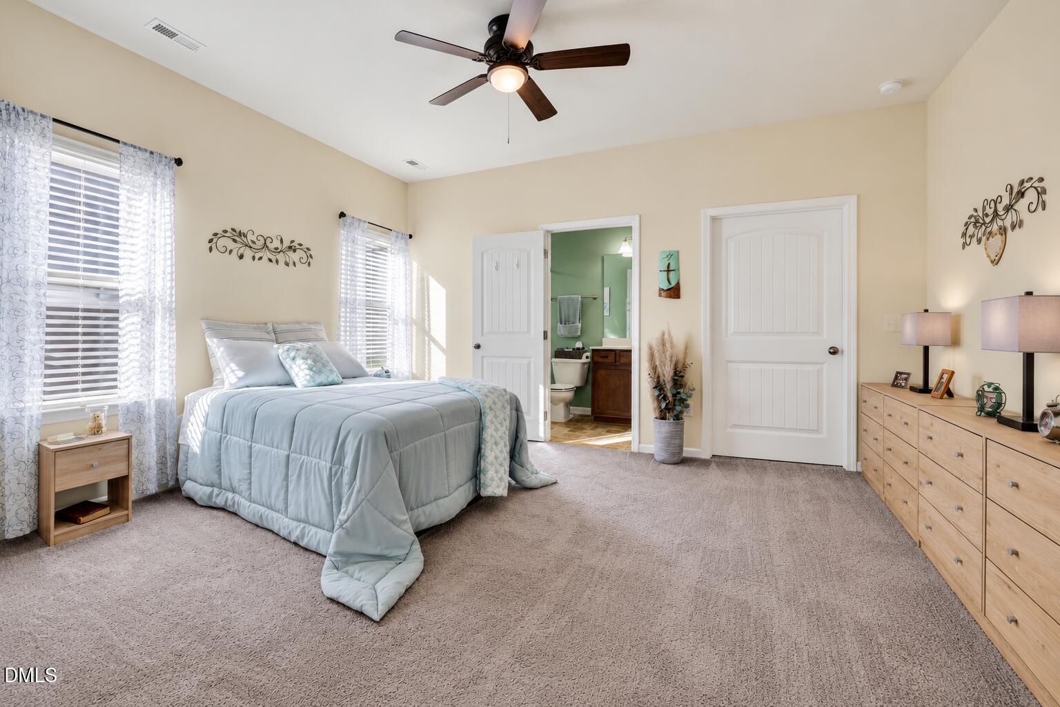 106 S Rose Hill Drive Property Photo 12