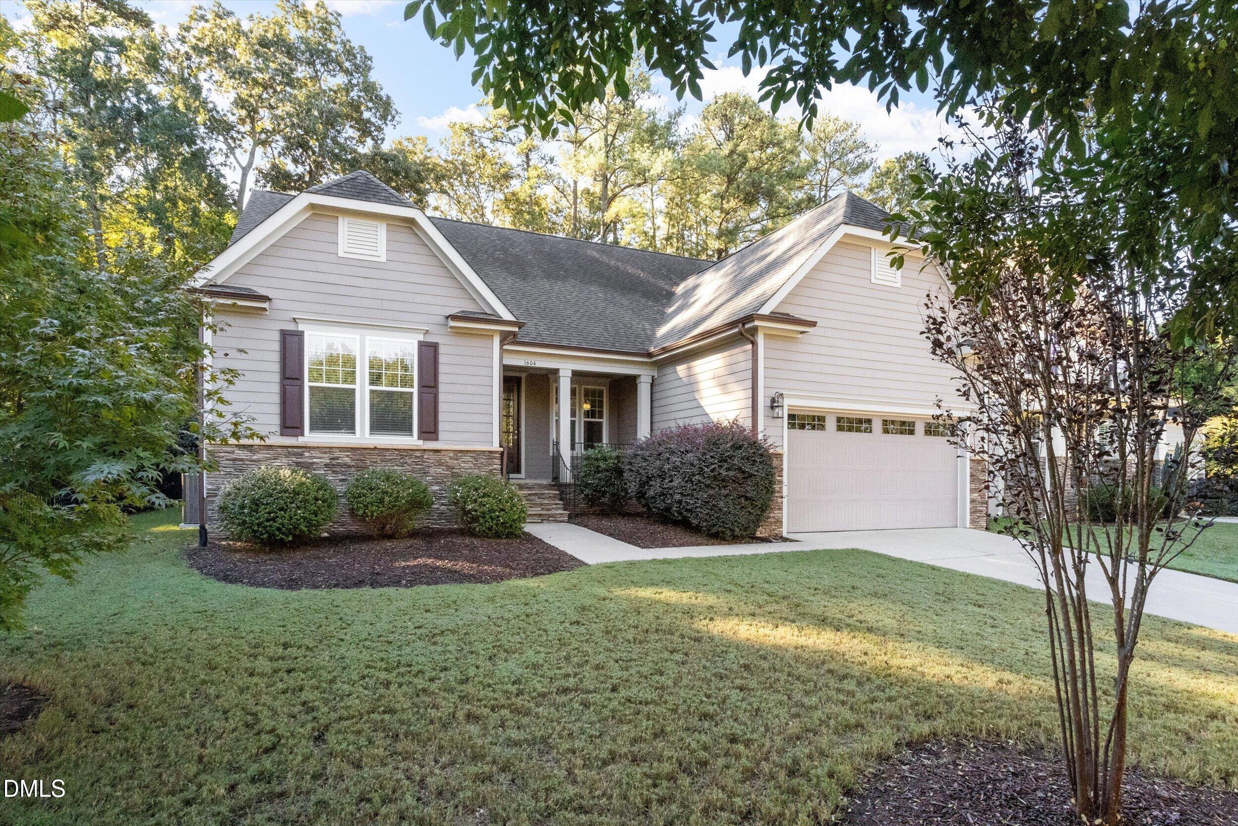 1604 Doubles Court Property Photo 1