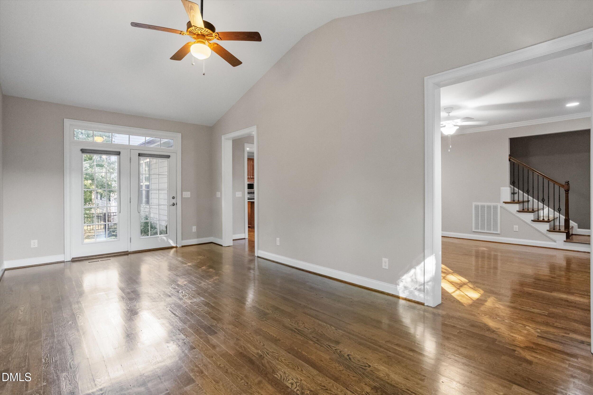 1604 Doubles Court Property Photo 36