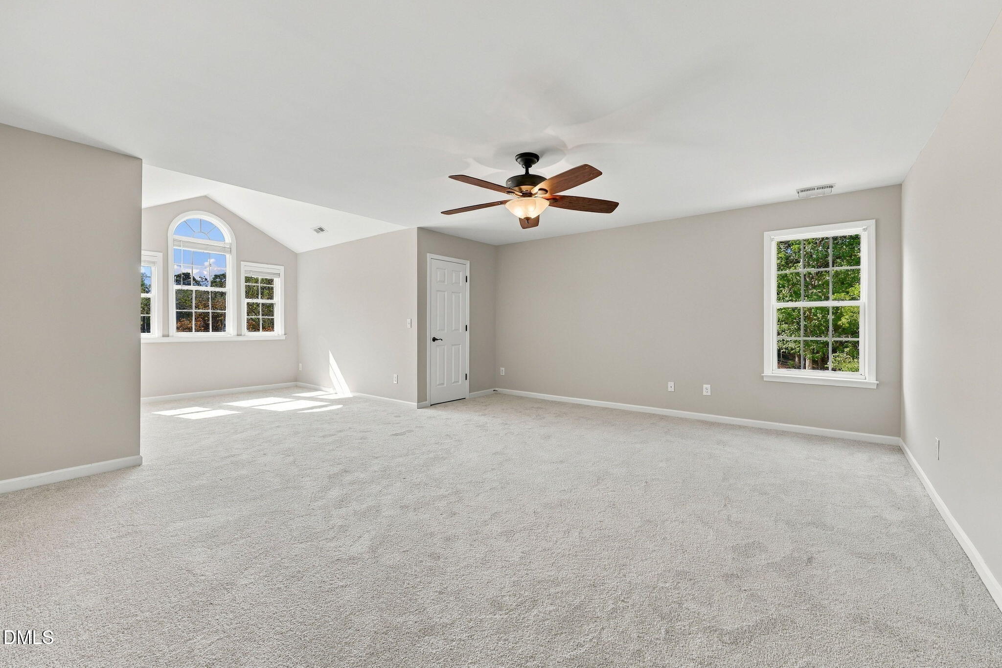 2223 Spacious Skies Street Property Photo 23