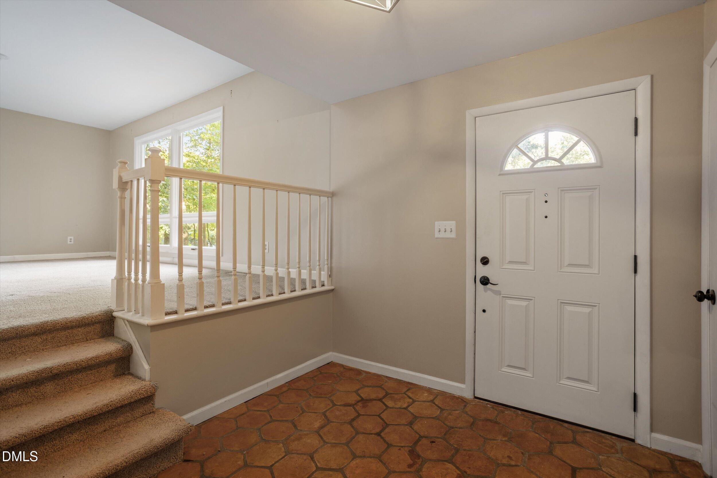 704 Hunting Ridge Road Property Photo 4