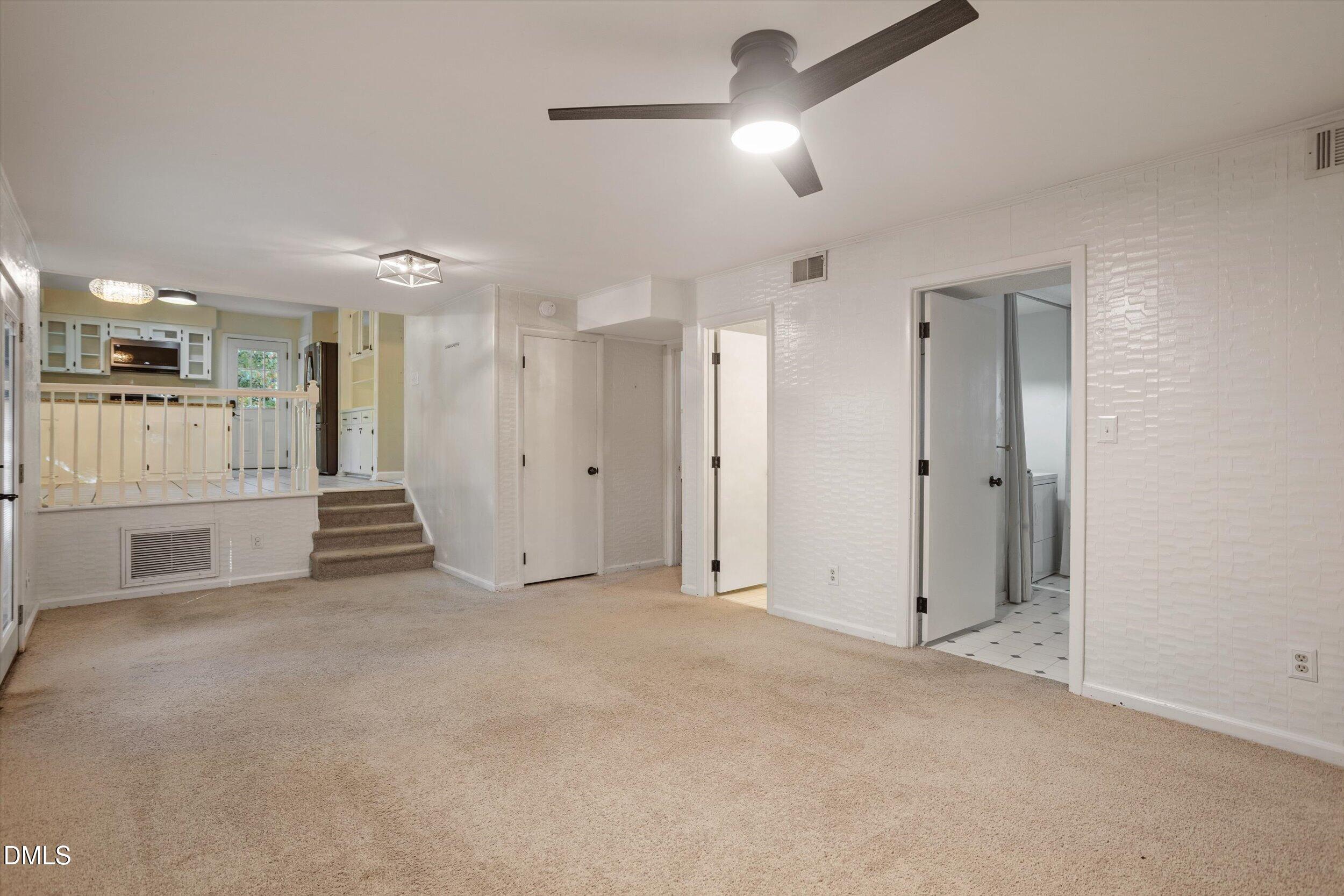 704 Hunting Ridge Road Property Photo 7