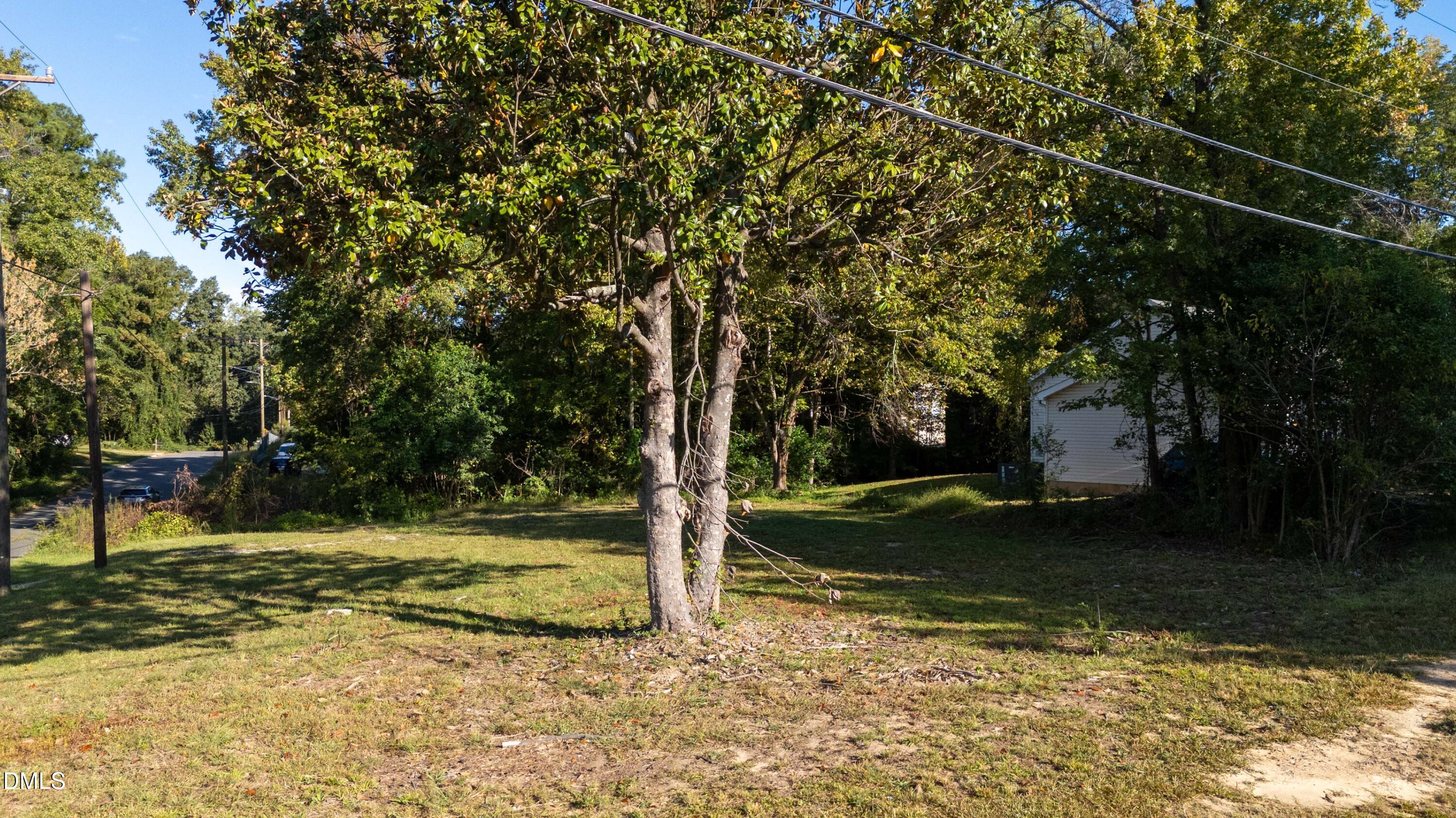 1021 Ardmore Drive Property Photo 9