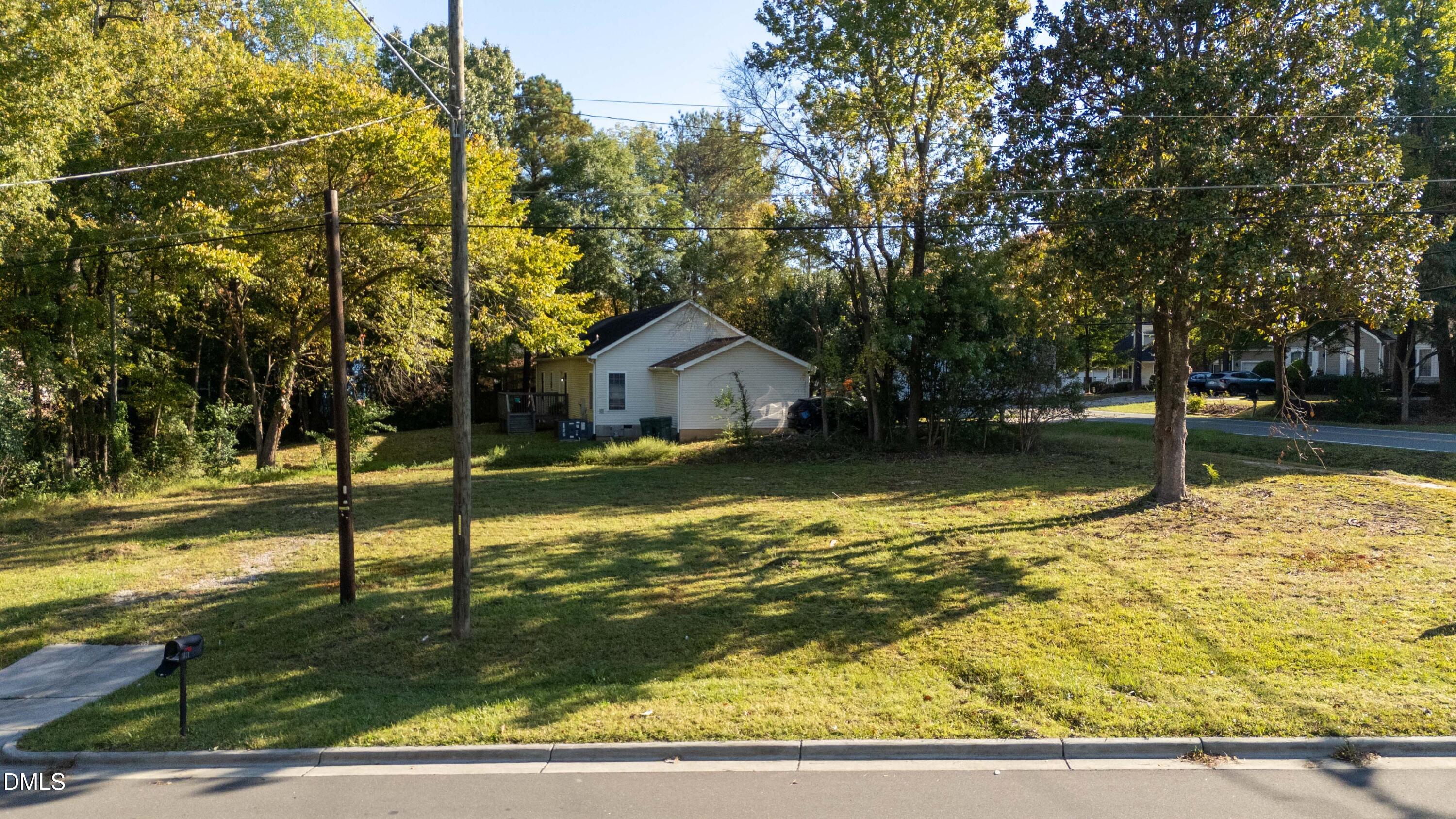 1021 Ardmore Drive Property Photo 12