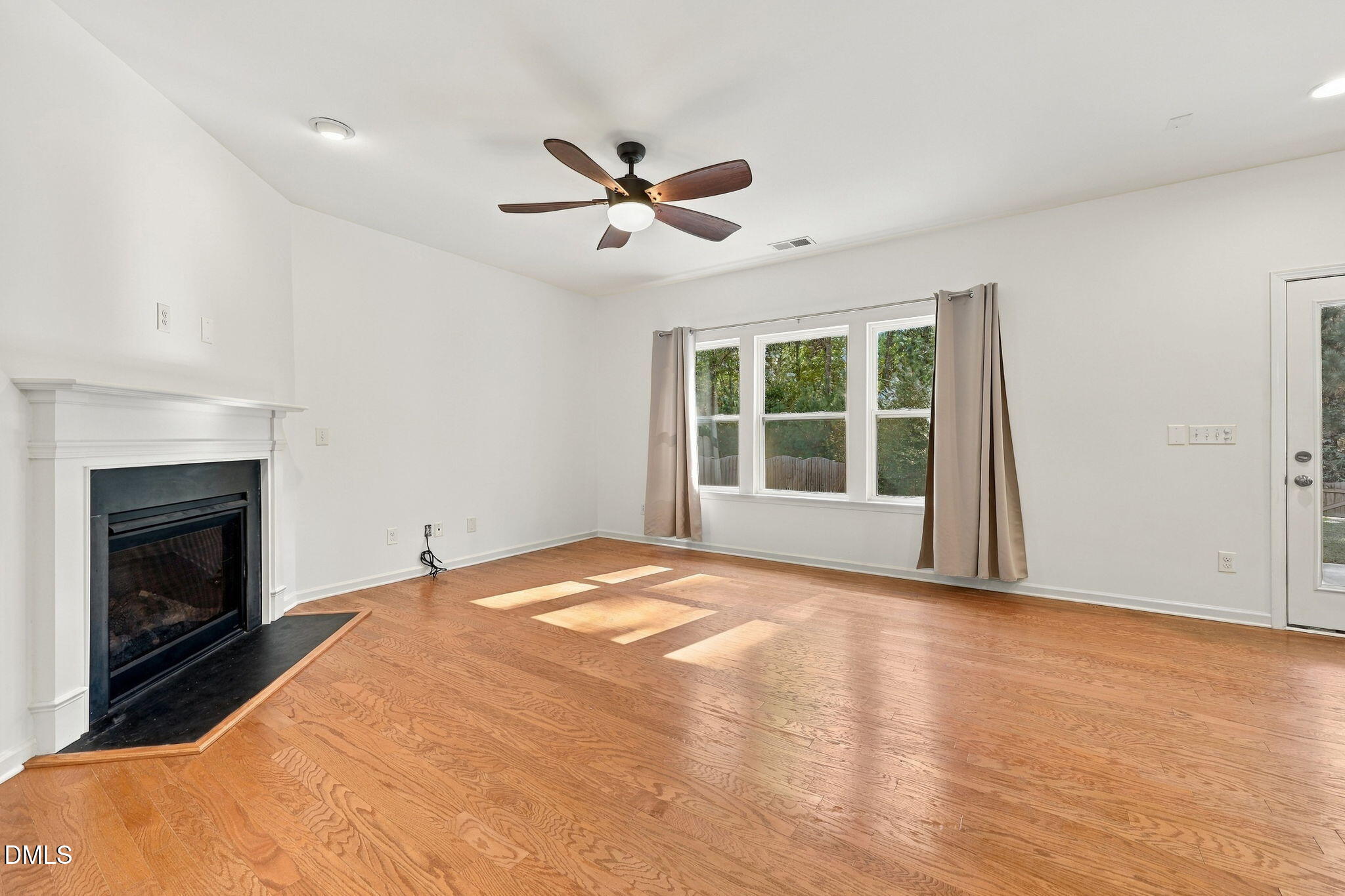 1105 Poplar Street Property Photo 6