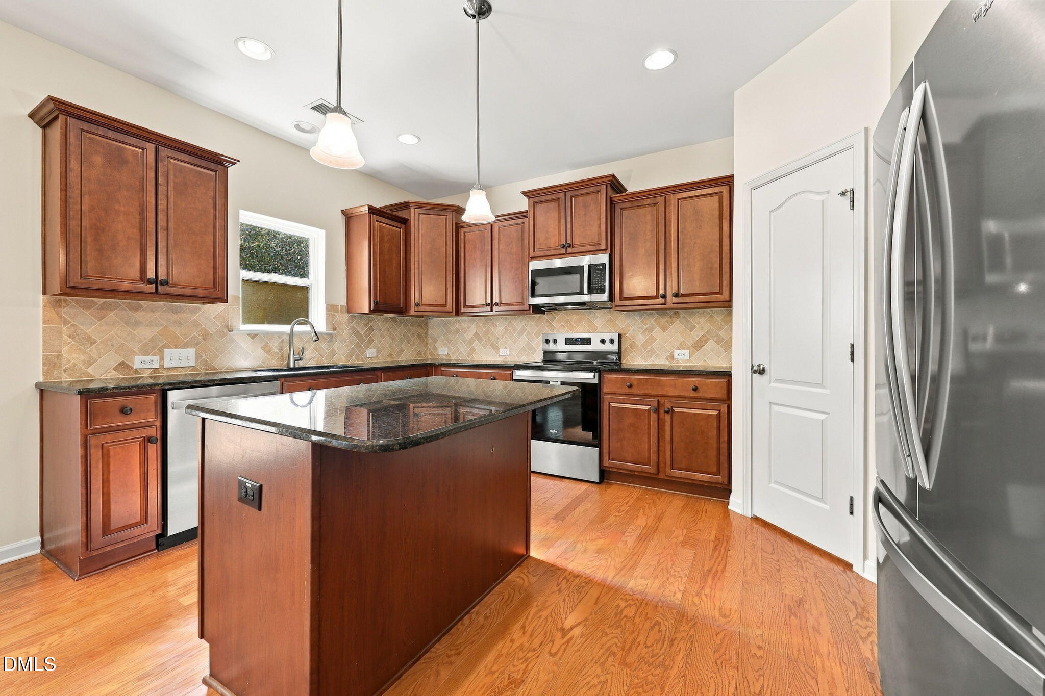 1105 Poplar Street Property Photo 18