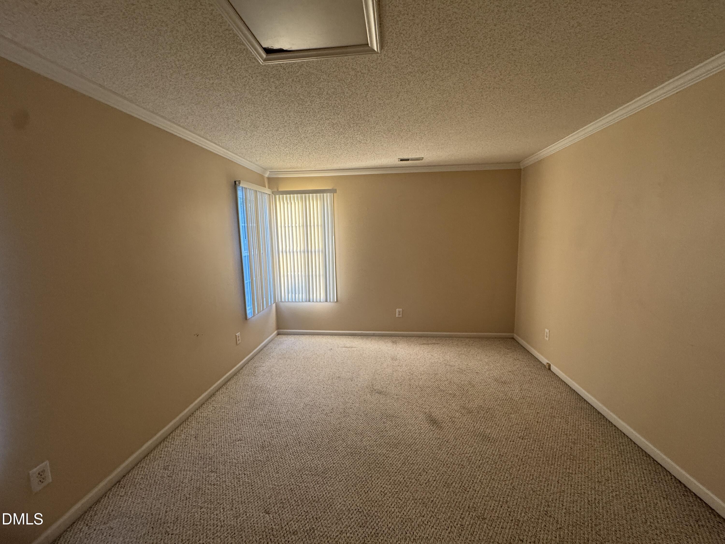 6 S Berry Meadow Lane Property Photo 27