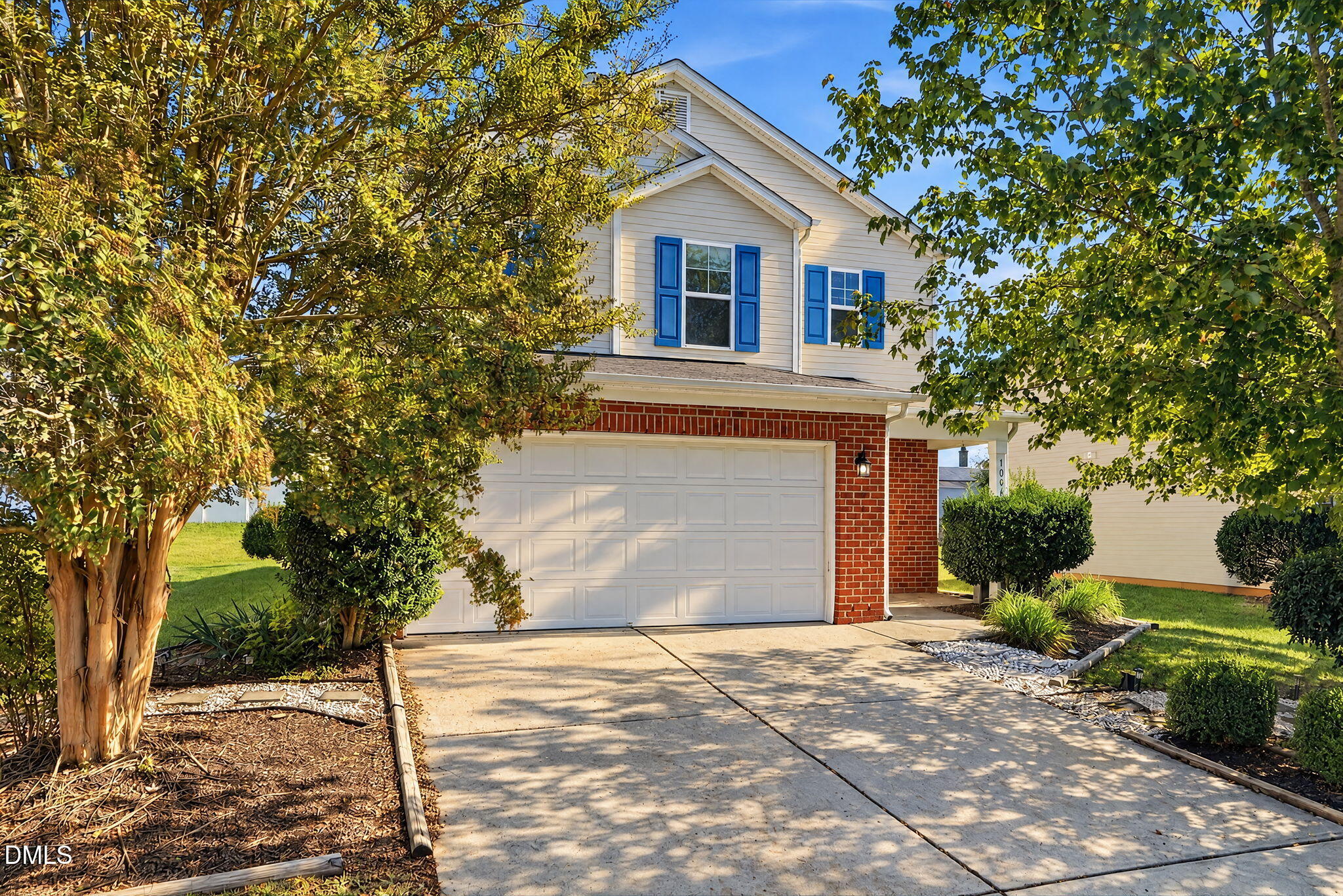 1006 Collington Drive Property Photo 1