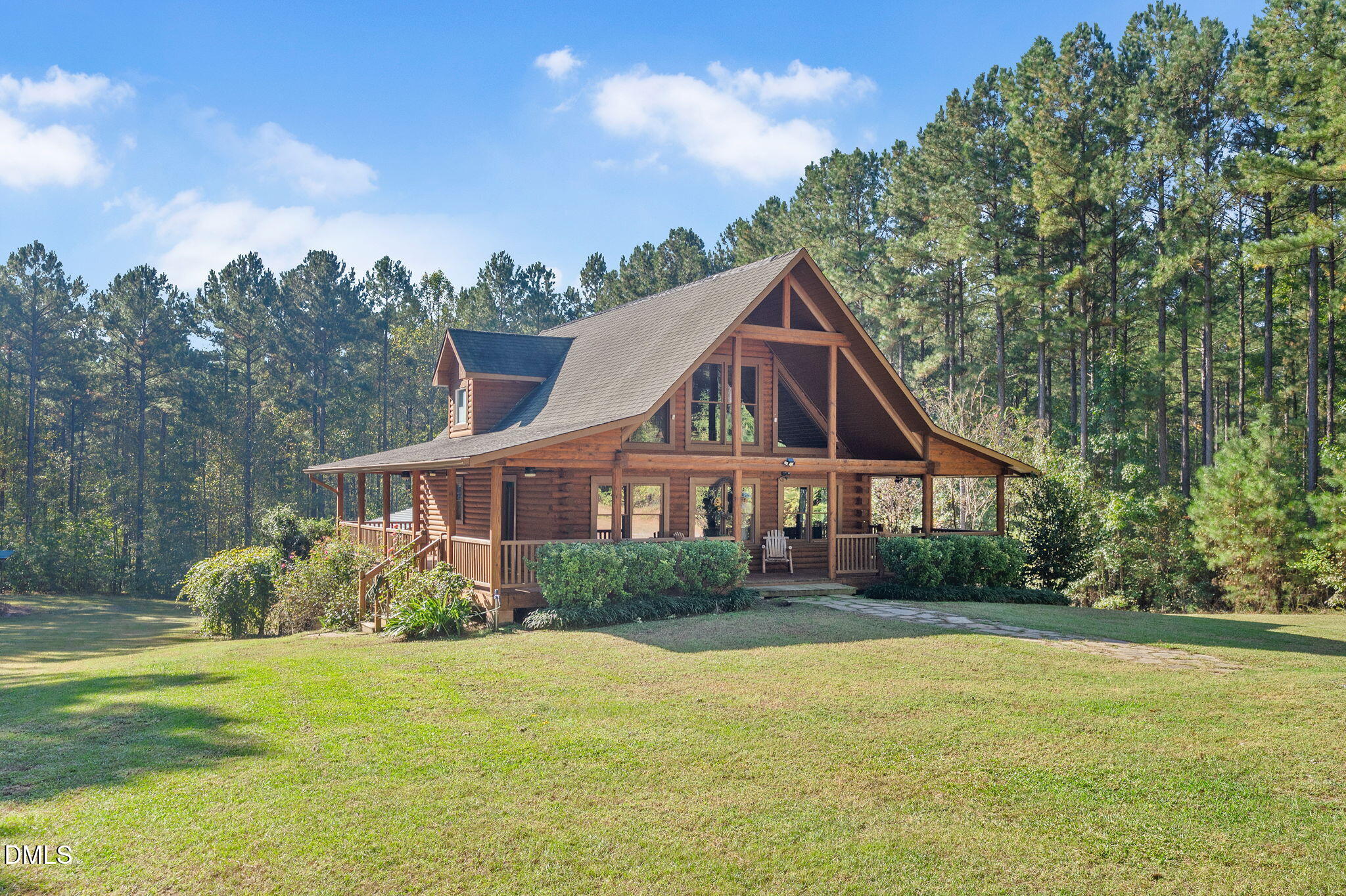 1086 Hicks Road Property Photo 1