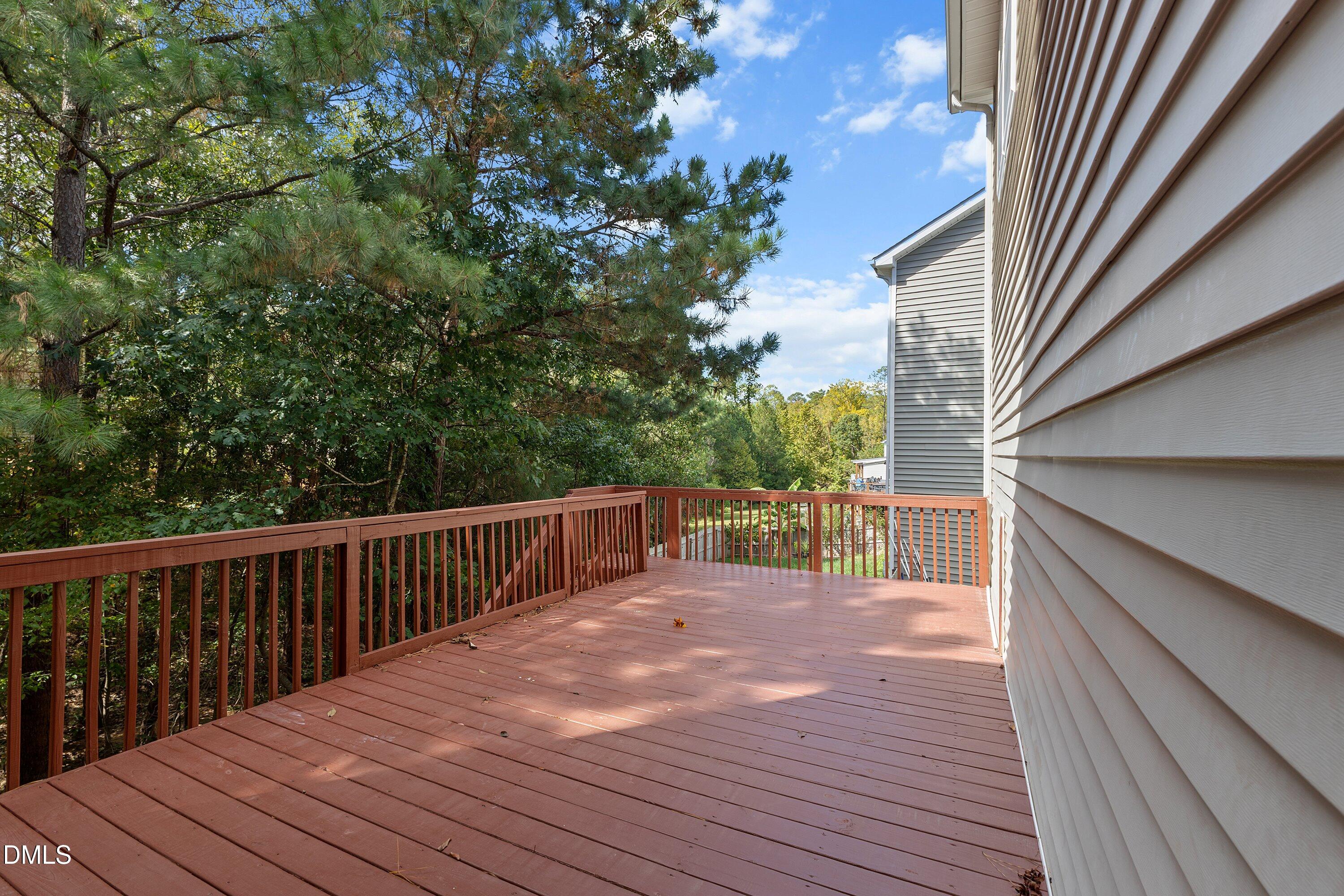 517 Texanna Way Property Photo 4