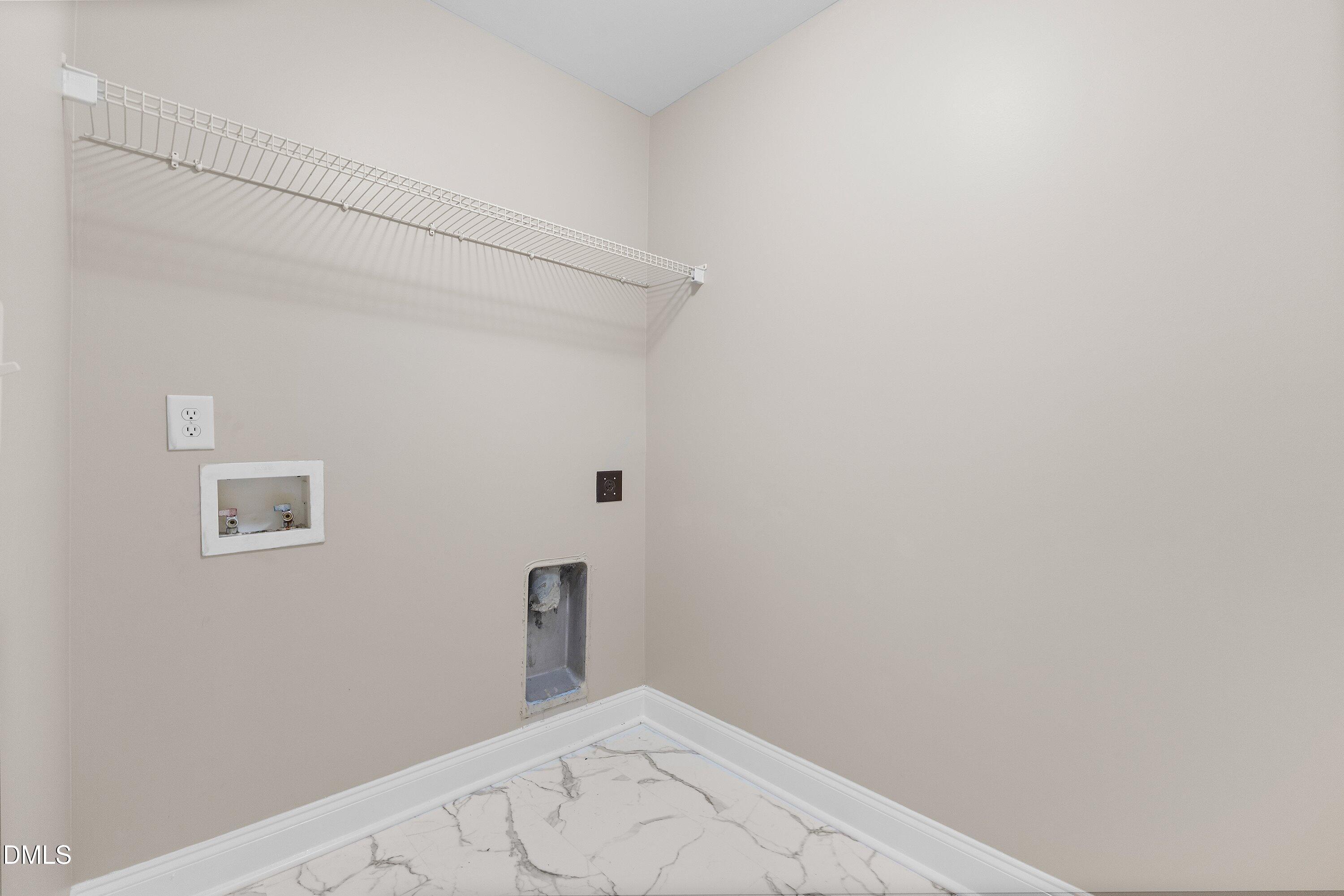 517 Texanna Way Property Photo 34
