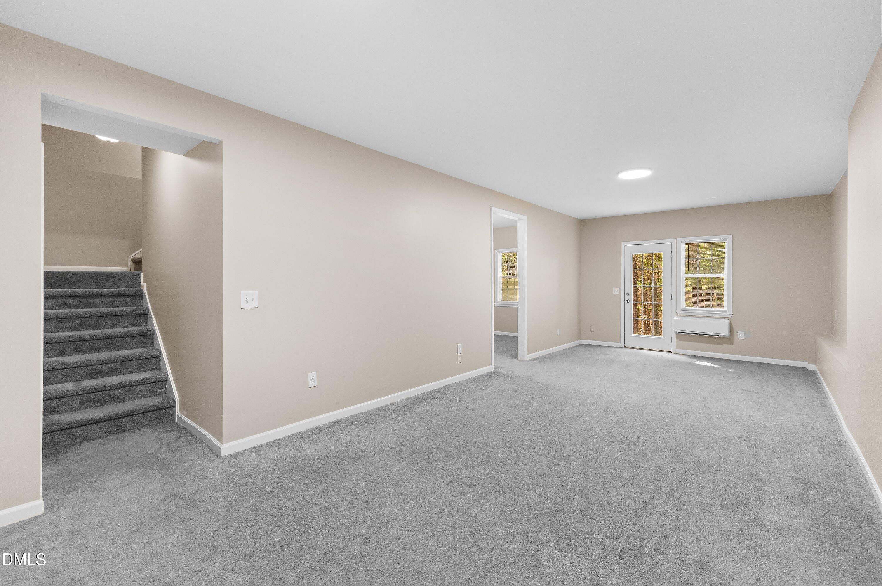 517 Texanna Way Property Photo 35