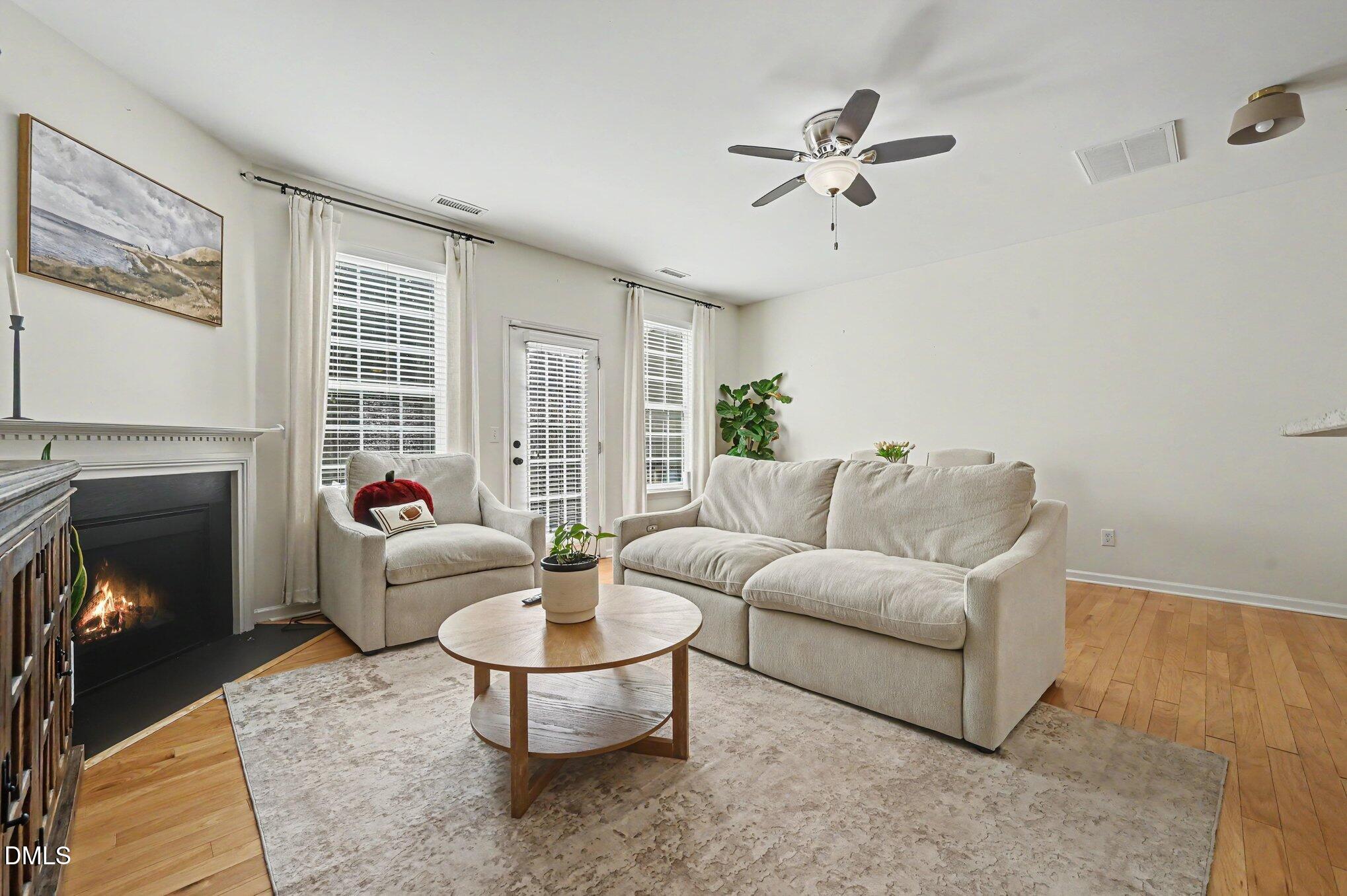 407 Starkey Street Property Photo 6