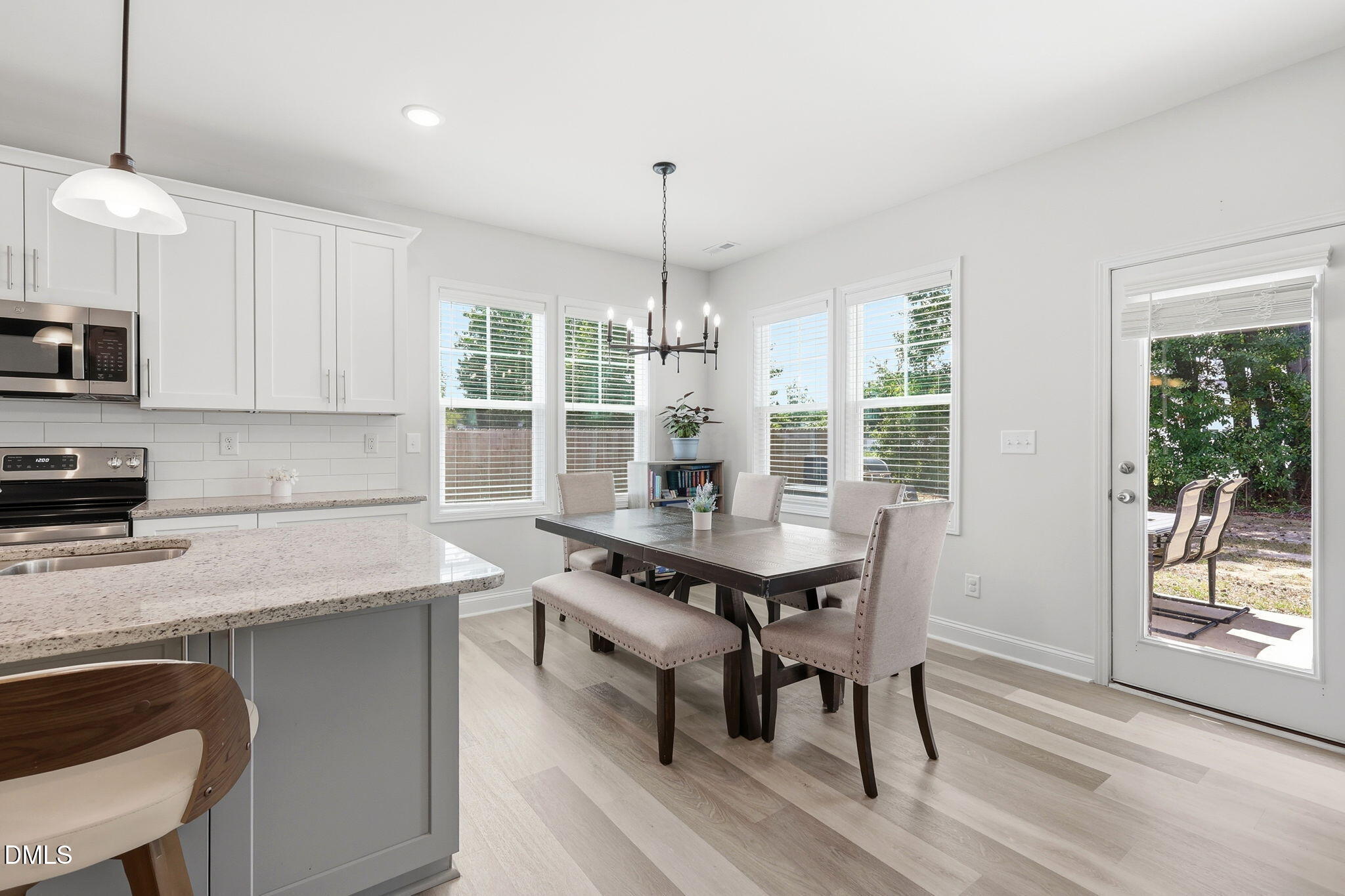 675 Amusement Drive Property Photo 14
