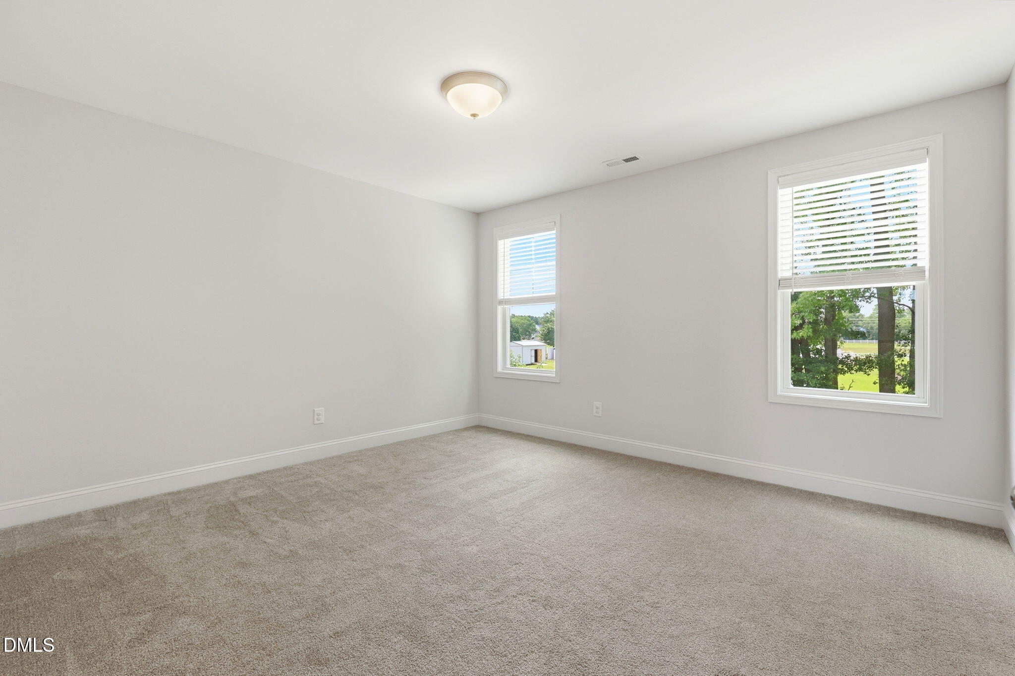 675 Amusement Drive Property Photo 33